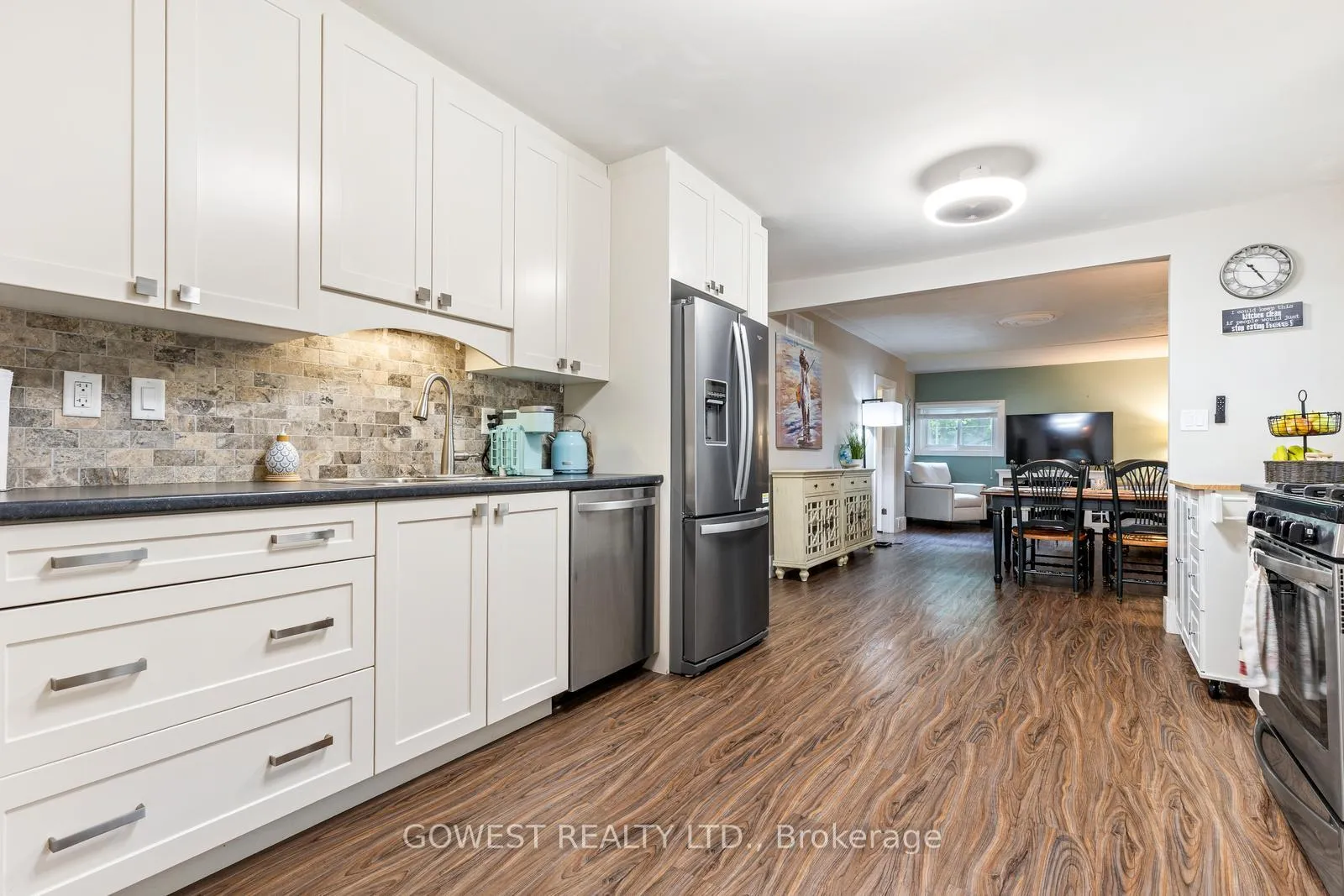 Photo 5 of Unit 1, 223 Lake Street E, Grimsby, Grimsby Beach — HOMEH