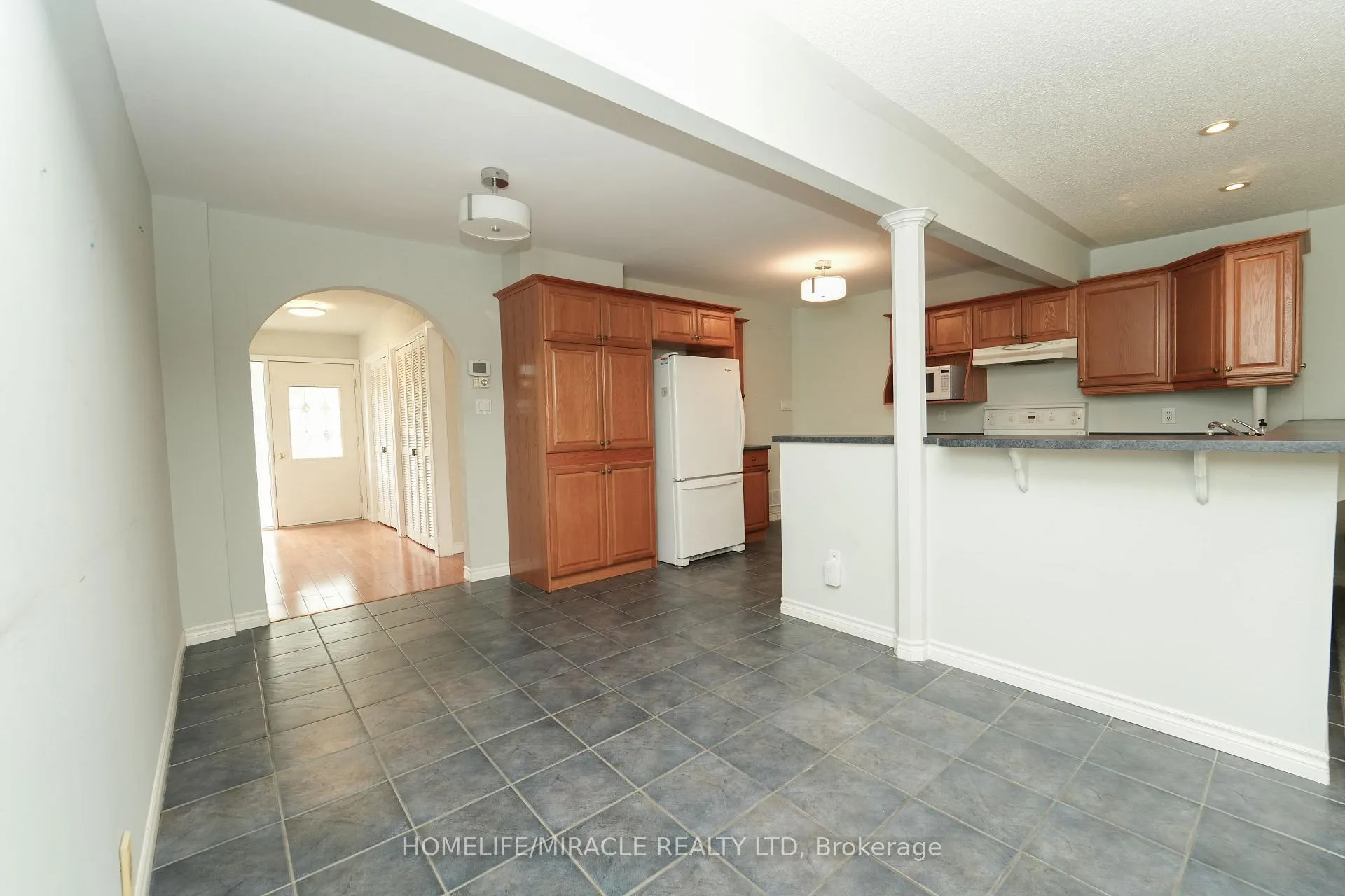 Photo 13 of 776 Grierson Street, Oshawa, O'Neill — HOMEH