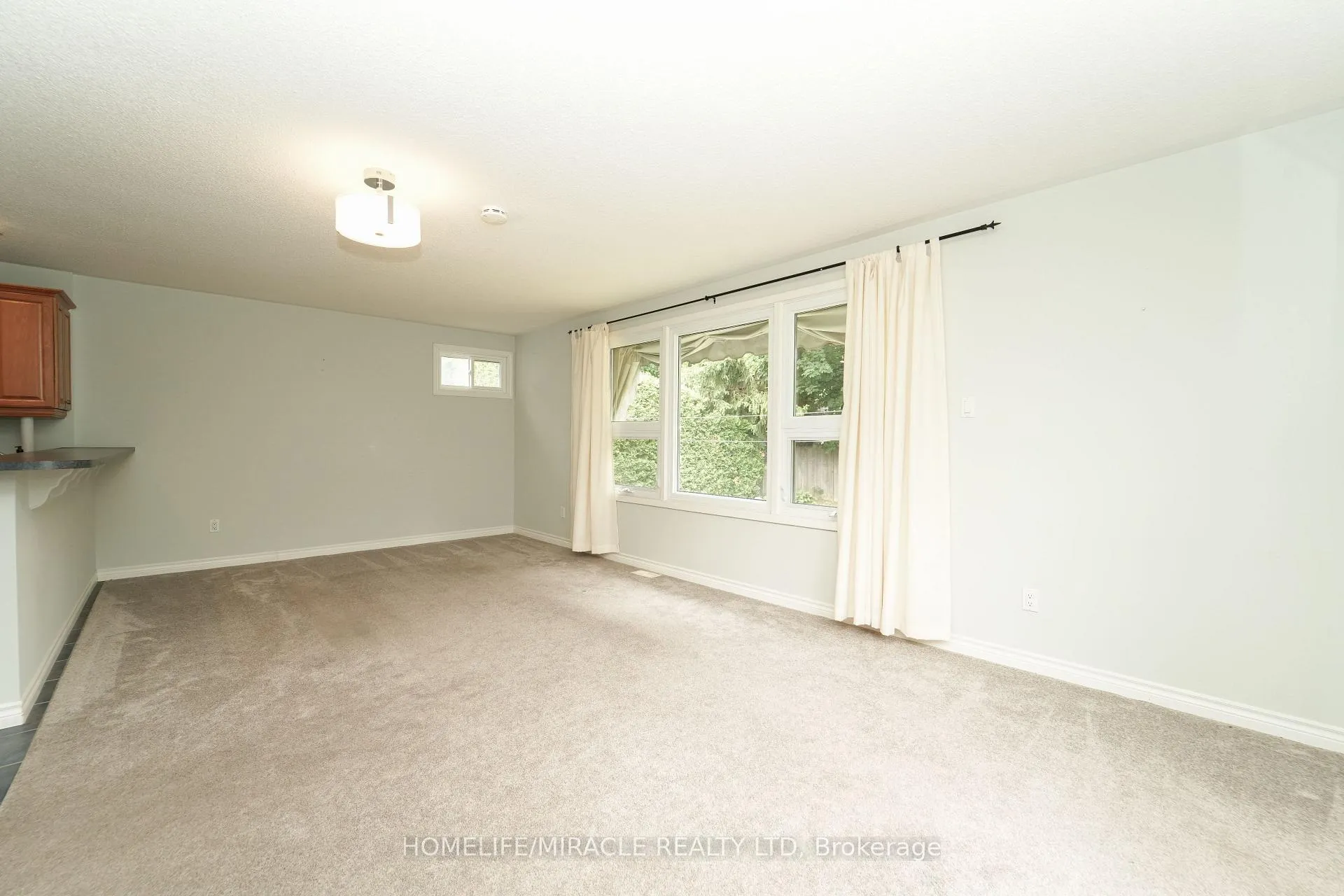 Photo 15 of 776 Grierson Street, Oshawa, O'Neill — HOMEH