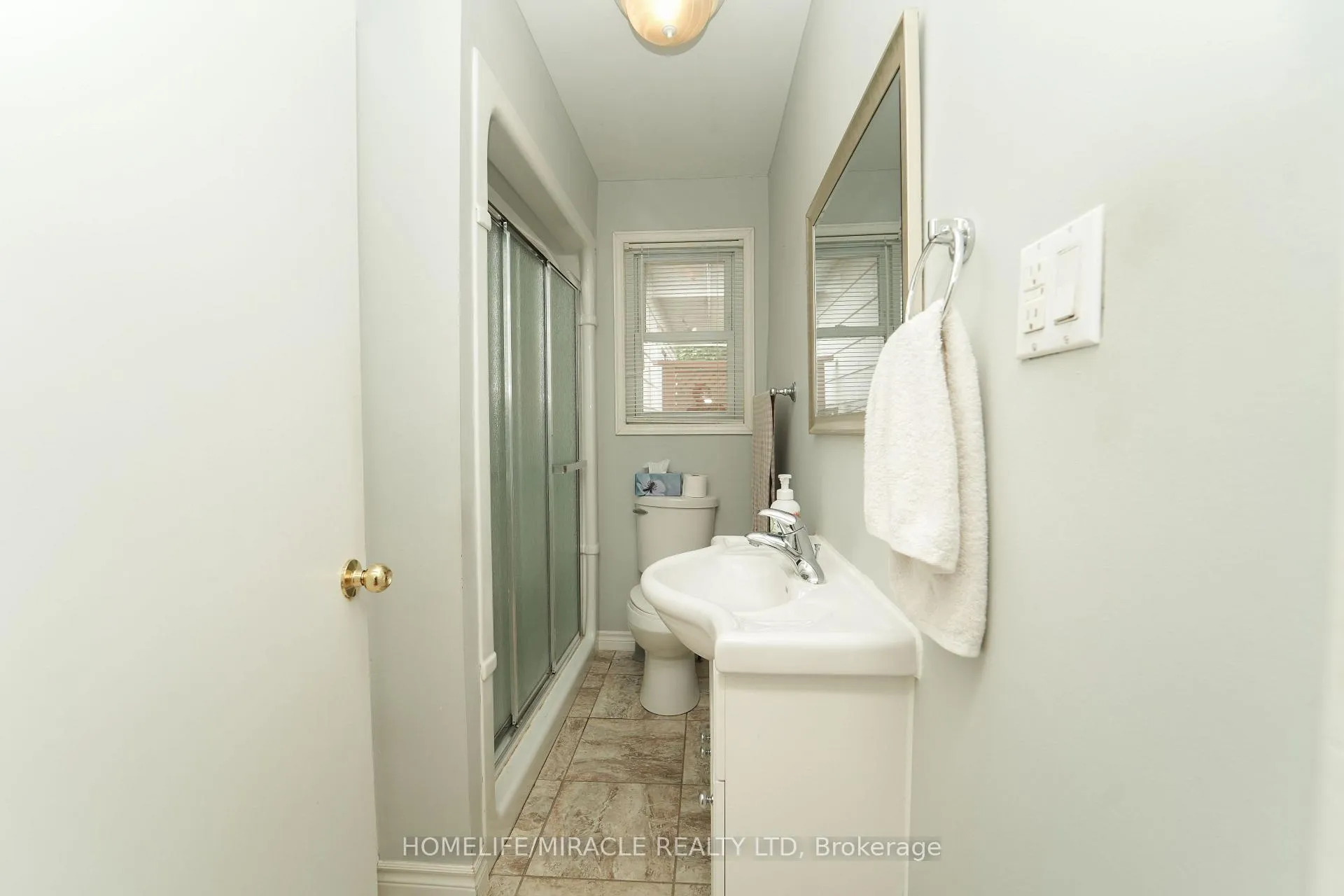 Photo 23 of 776 Grierson Street, Oshawa, O'Neill — HOMEH