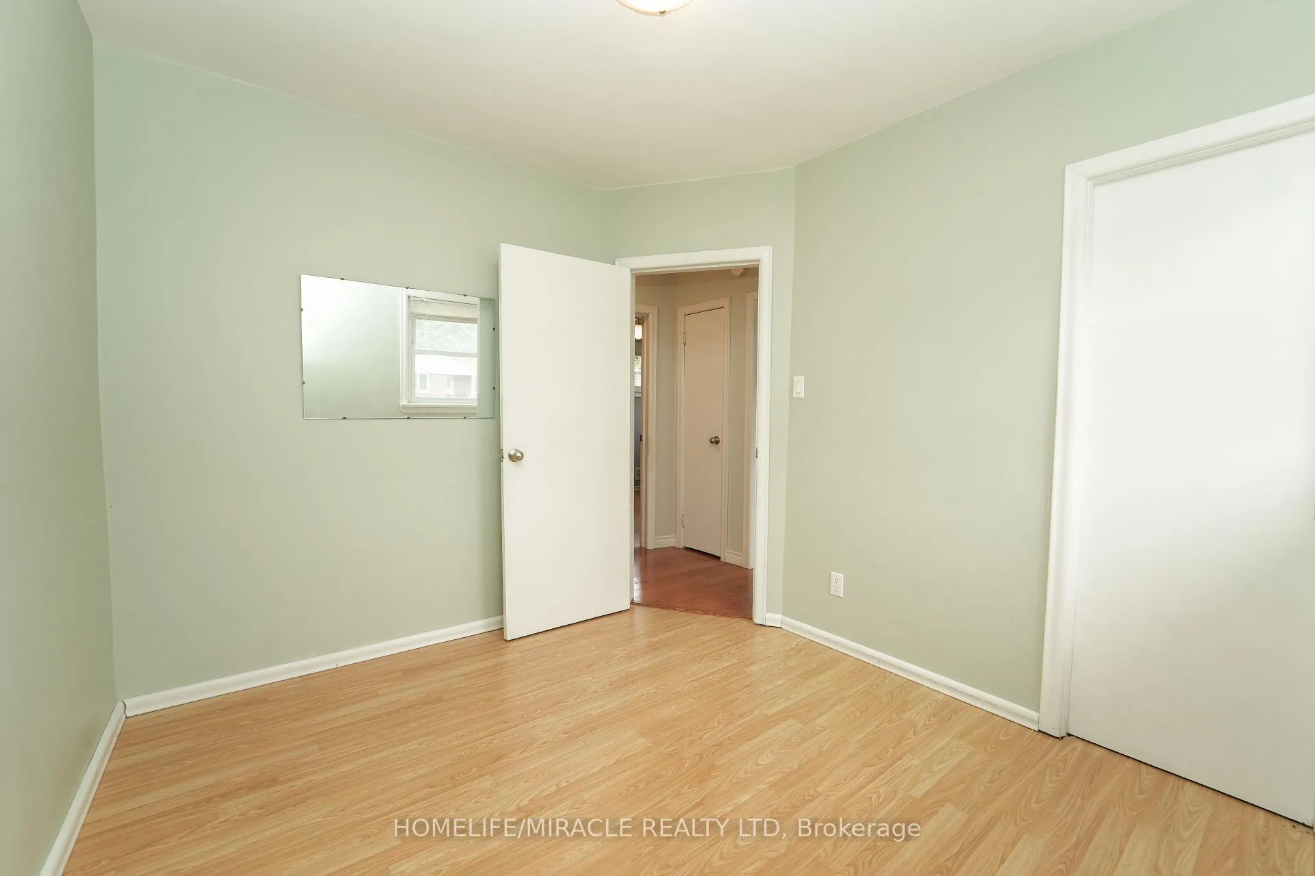 Photo 29 of 776 Grierson Street, Oshawa, O'Neill — HOMEH