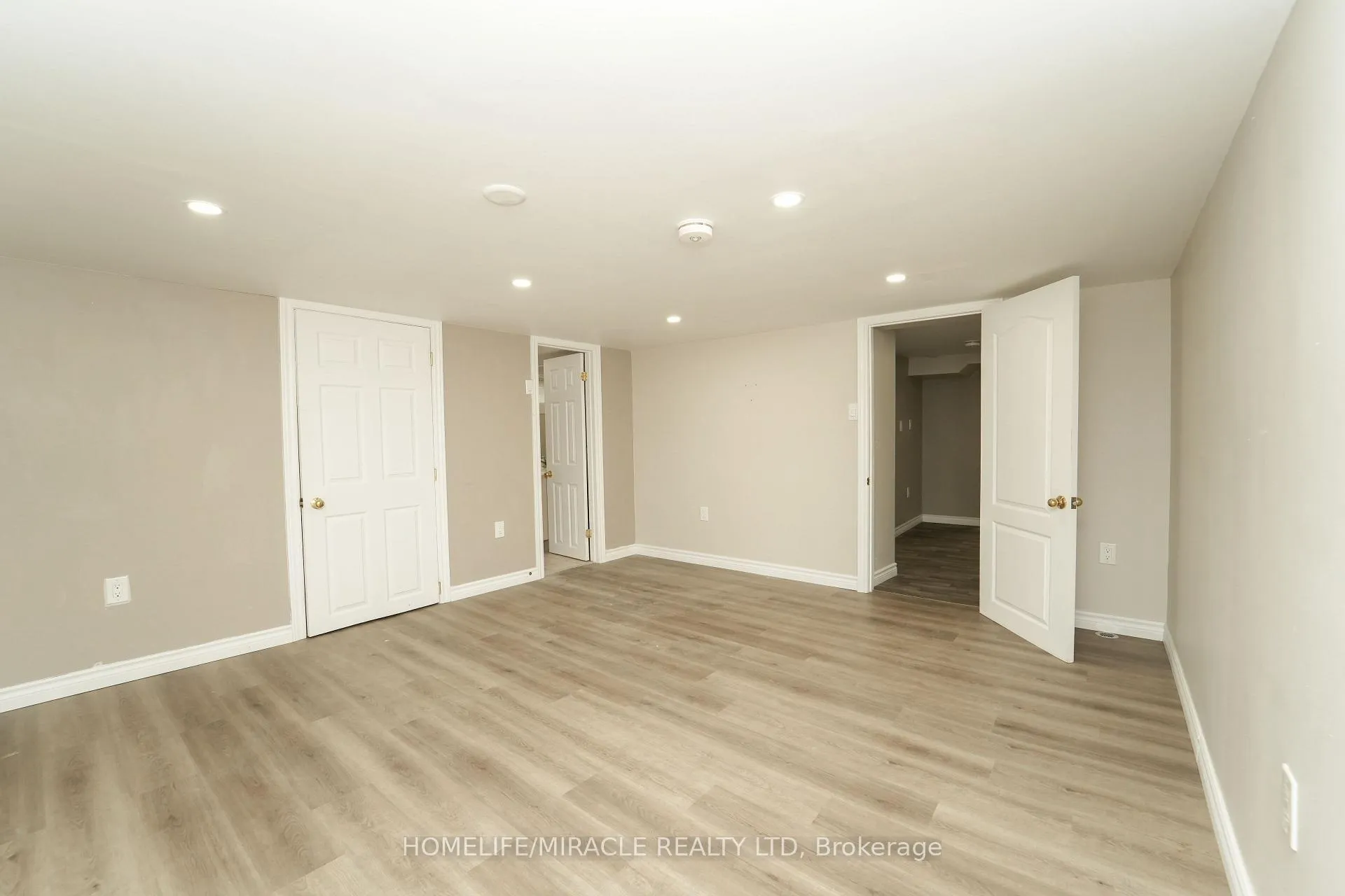 Photo 45 of 776 Grierson Street, Oshawa, O'Neill — HOMEH