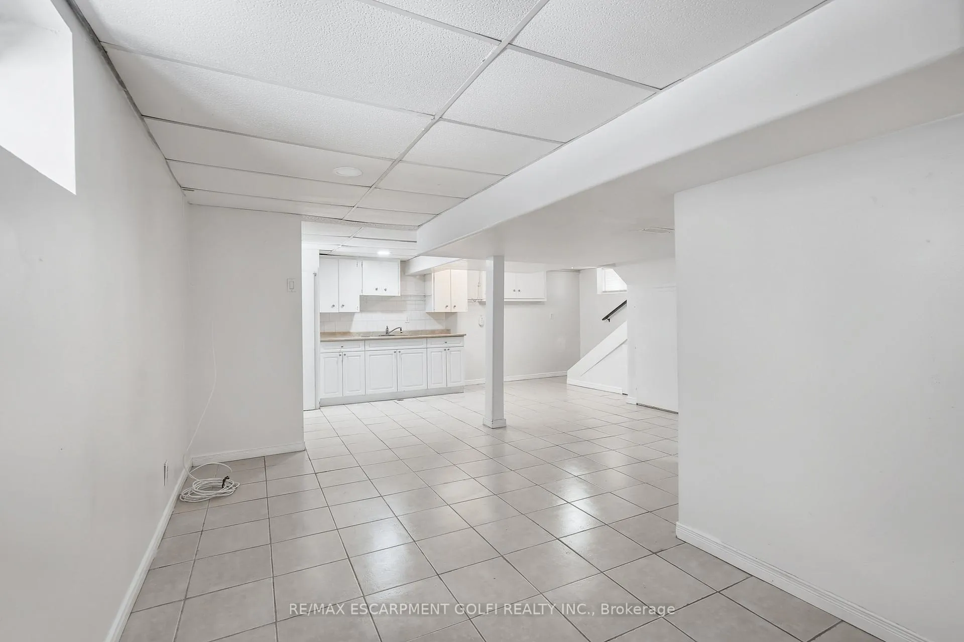 Photo 4 of Unit LOWER, 4989 Willmott Street, Niagara Falls, Cherrywood — HOMEH