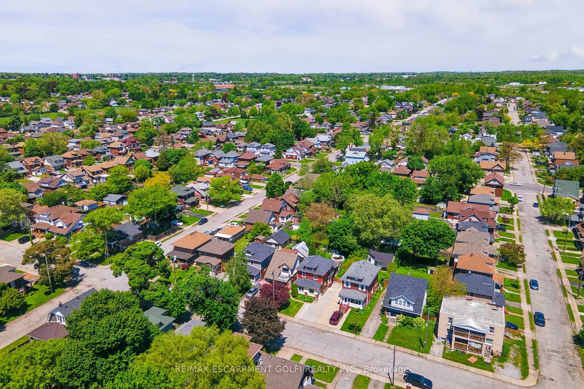 Photo 14 of Unit LOWER, 4989 Willmott Street, Niagara Falls, Cherrywood — HOMEH
