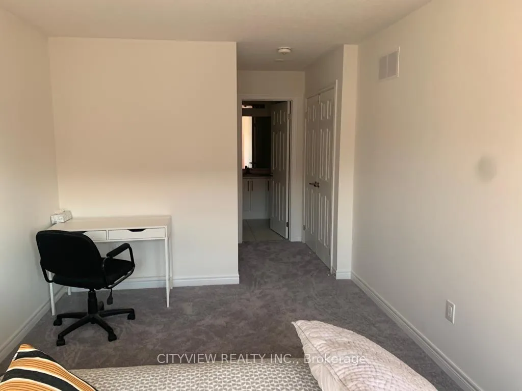 Photo 13 of Unit 109, 166 Deerpath Drive, Guelph, Willow West/Sugarbush/West Acres — HOMEH