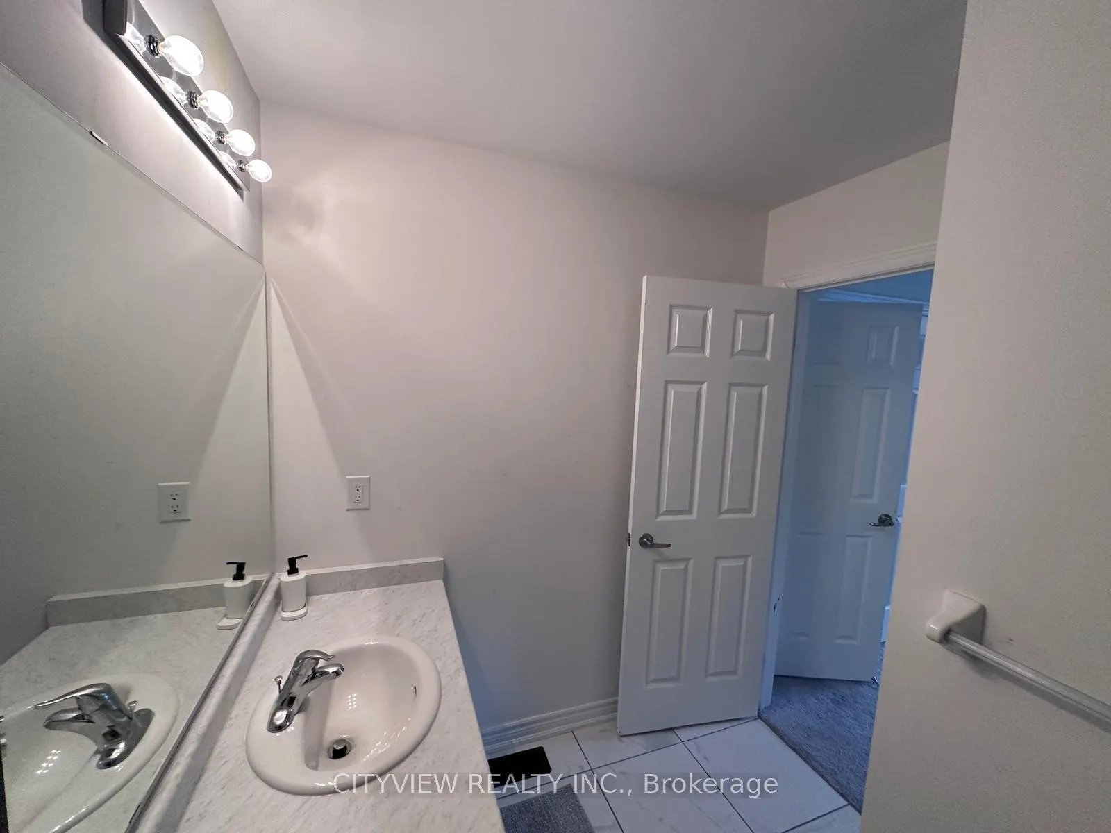 Photo 15 of Unit 109, 166 Deerpath Drive, Guelph, Willow West/Sugarbush/West Acres — HOMEH
