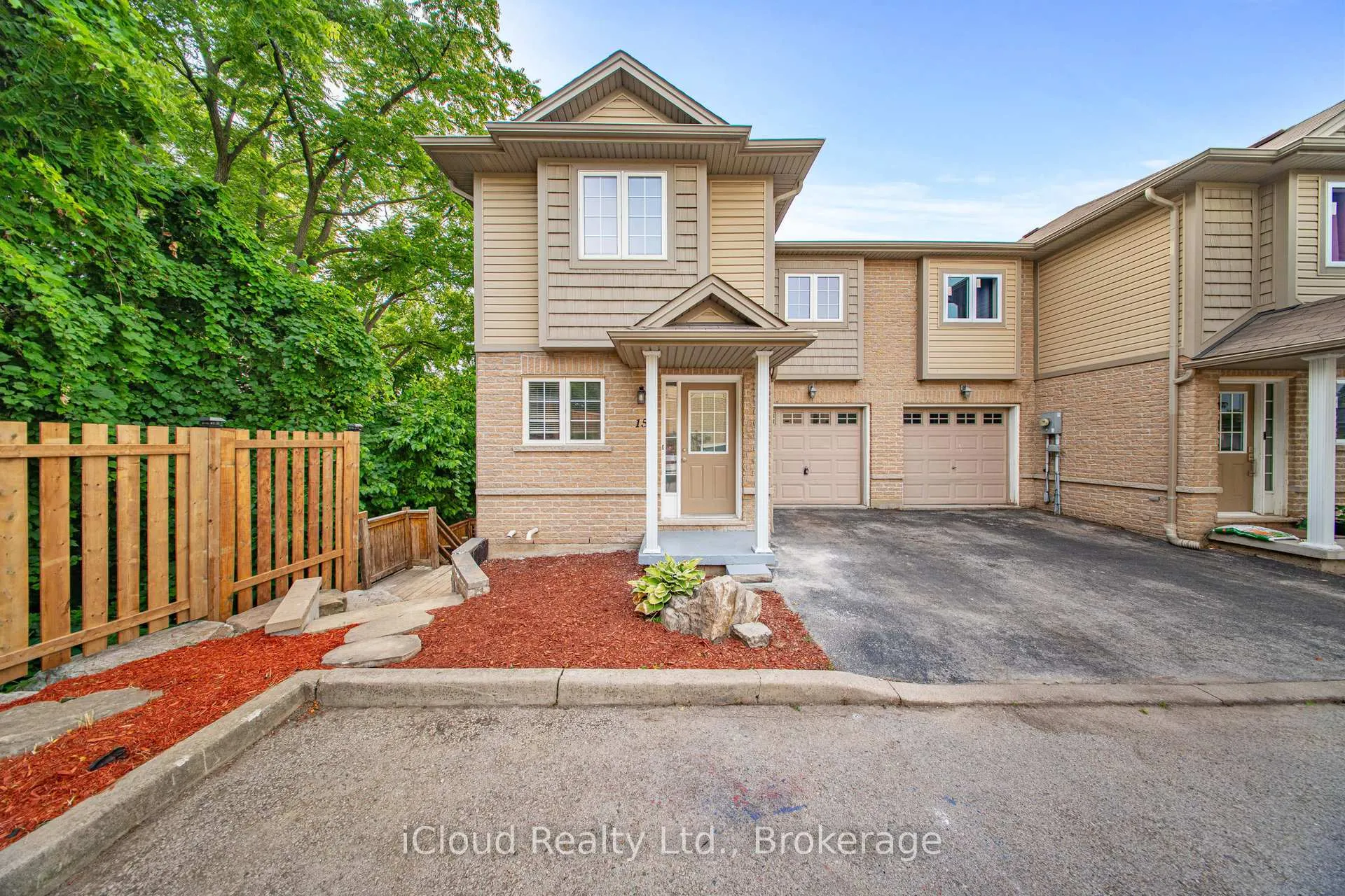 Front of Unit 15, 1328 Upper Sherman Avenue