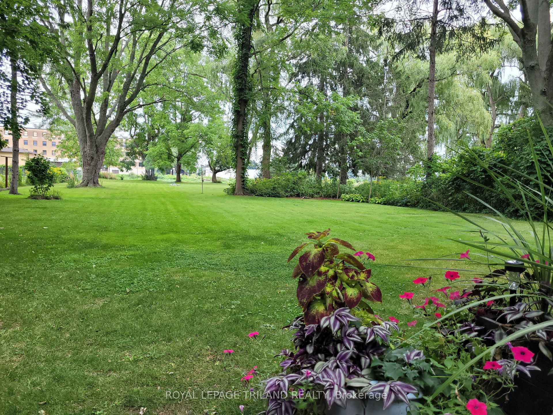 Photo 16 of 41 Marlene Street, Central Elgin, Rural Central Elgin — HOMEH