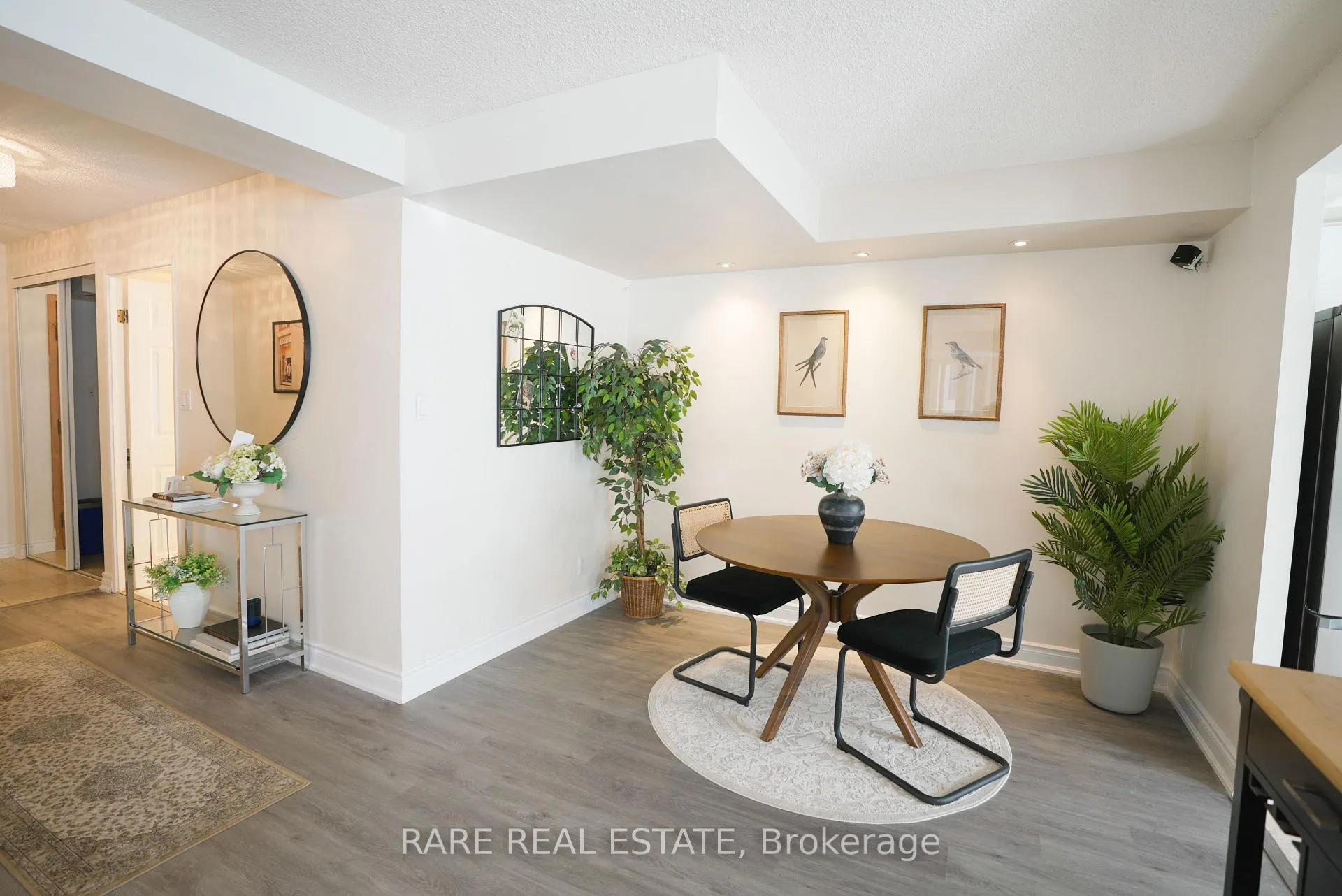 Front of Unit 203, 24 Wellesley Street W