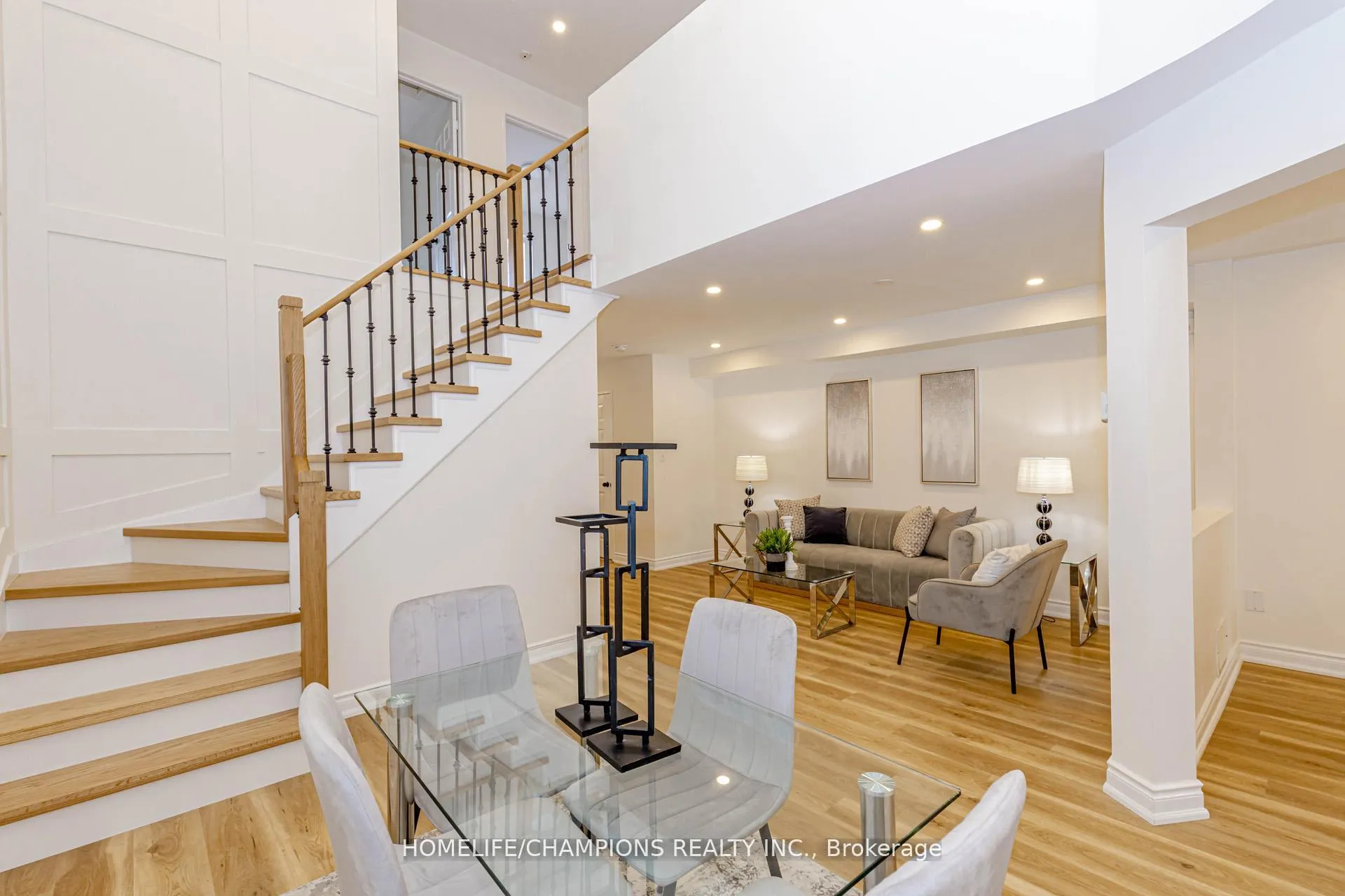 Photo 6 of 27 Tasker Crescent, Ajax, Central — HOMEH