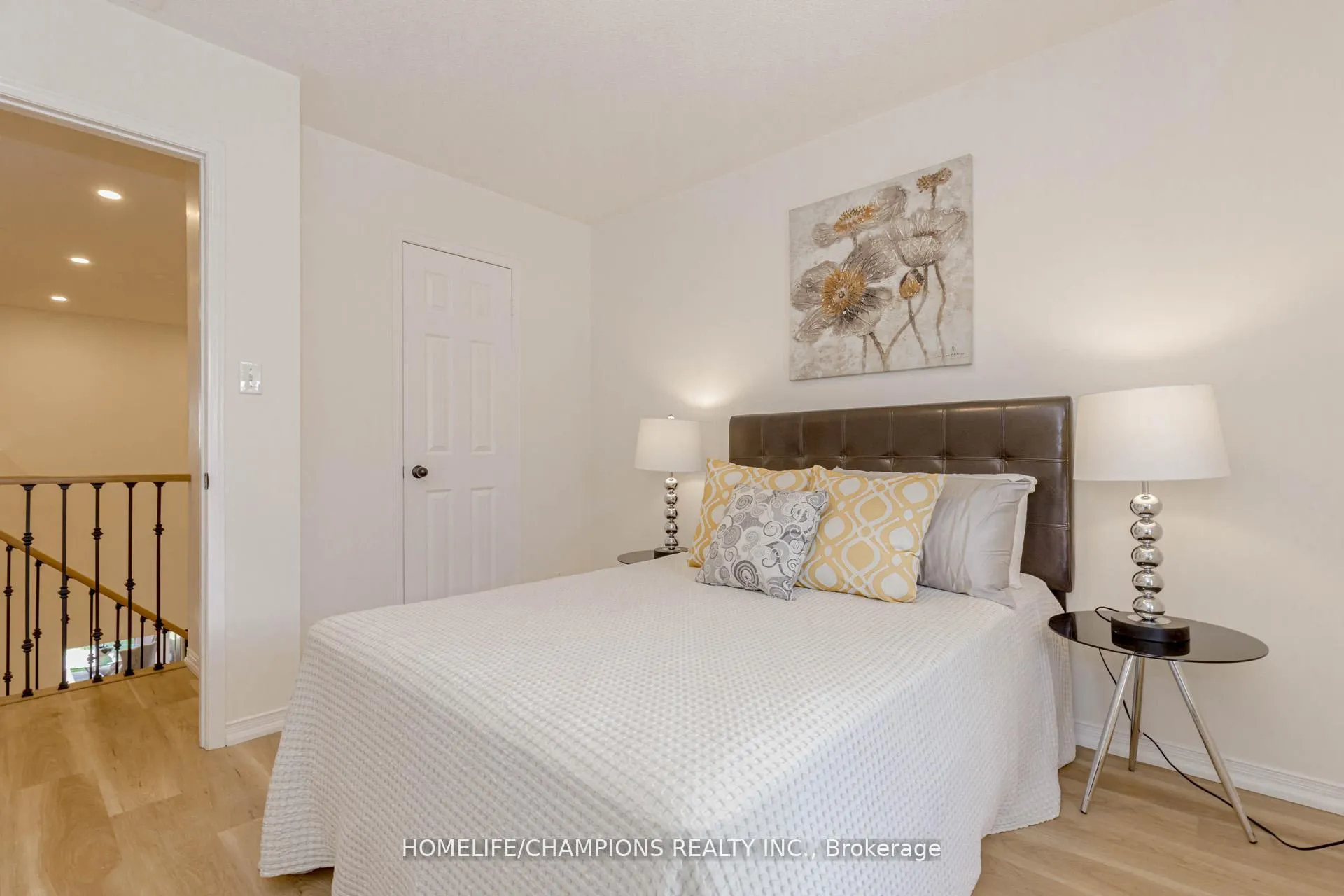 Photo 18 of 27 Tasker Crescent, Ajax, Central — HOMEH
