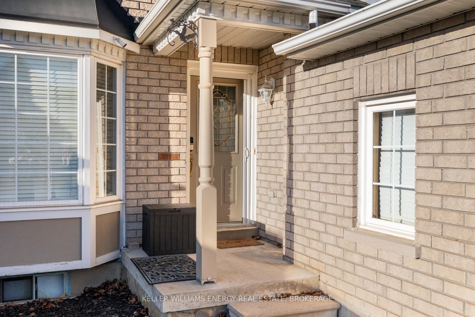 Photo 3 of 10 Windle Drive, Ajax, Central West — HOMEH