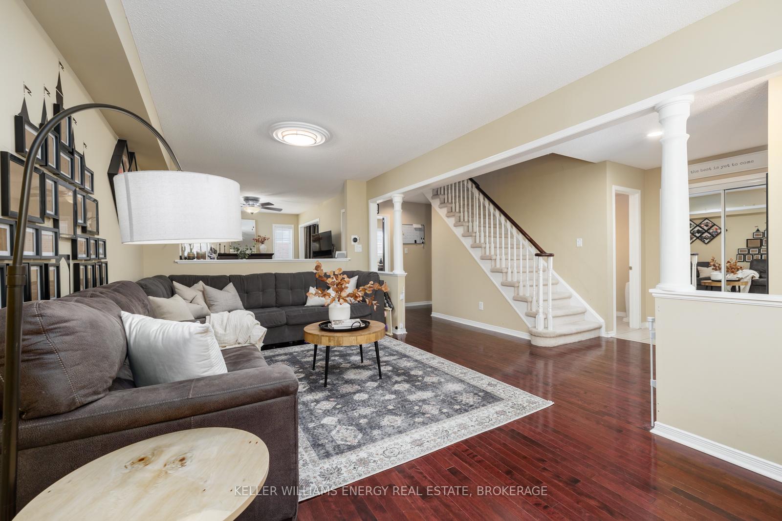 Photo 7 of 10 Windle Drive, Ajax, Central West — HOMEH