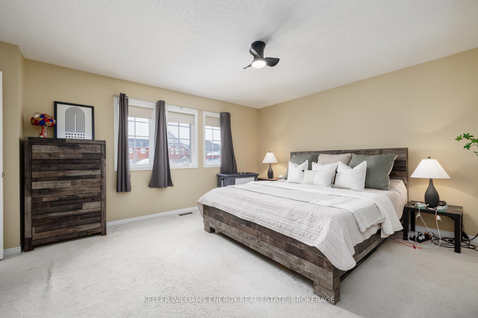 Photo 15 of 10 Windle Drive, Ajax, Central West — HOMEH