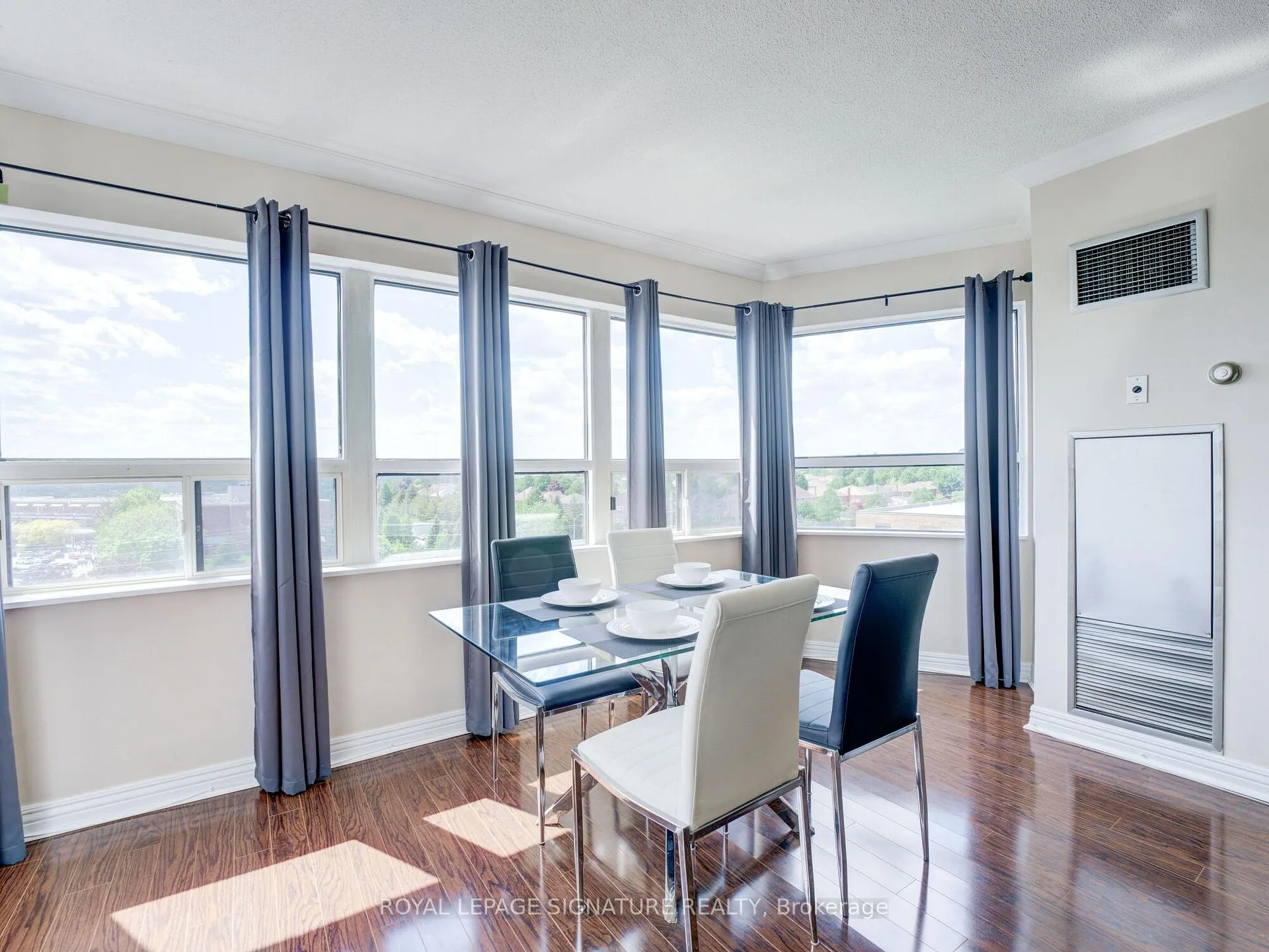Photo 13 of Unit 903, 2 Raymerville Drive, Markham, Raymerville — HOMEH