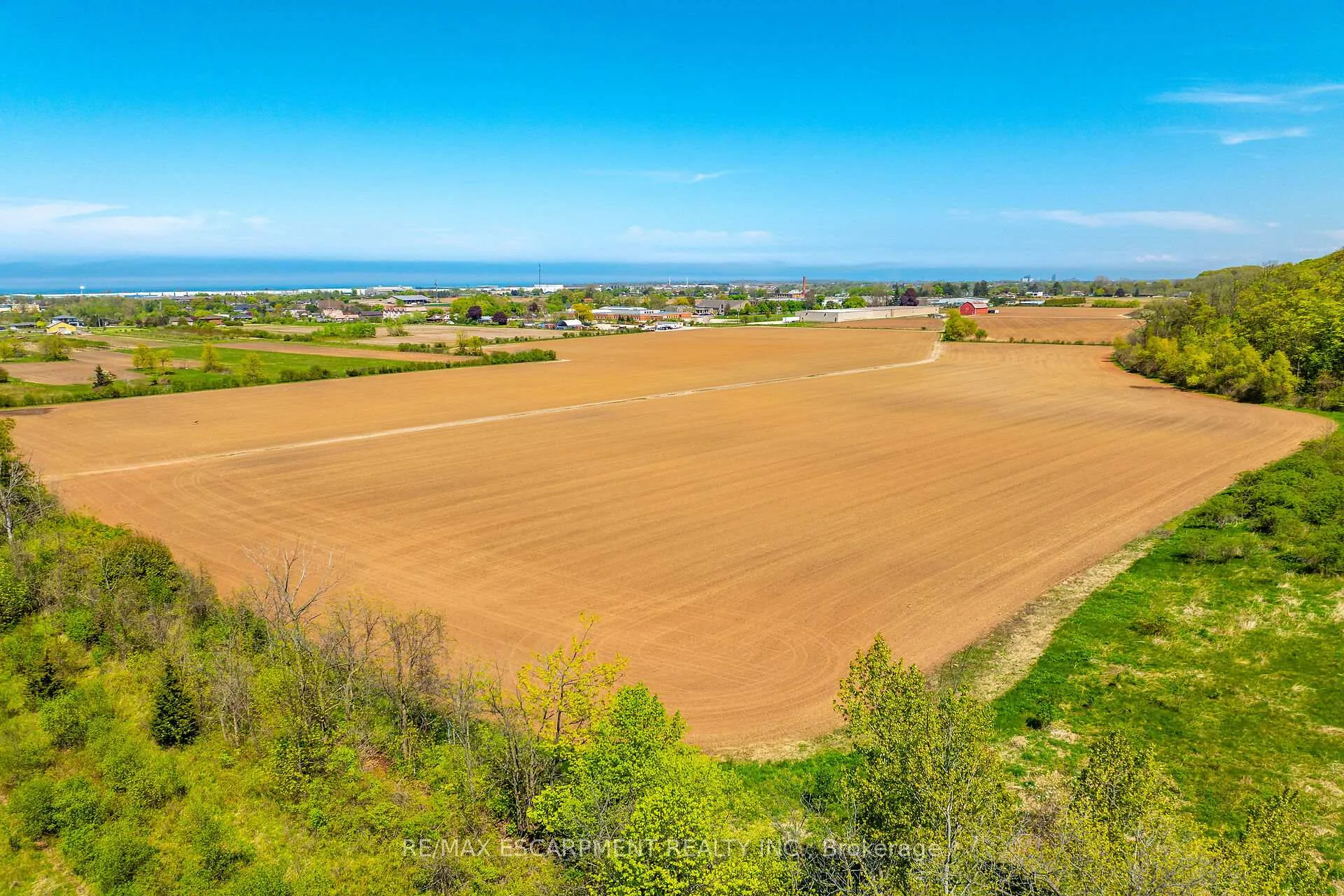 Photo 8 of 181 Glover Road, Hamilton, Stoney Creek — HOMEH