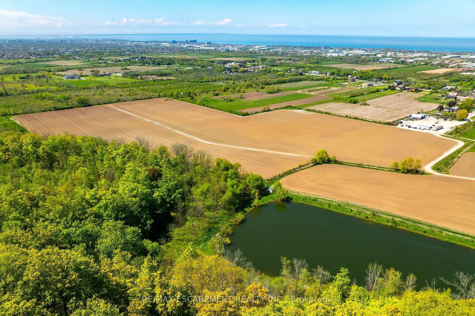 Photo 9 of 181 Glover Road, Hamilton, Stoney Creek — HOMEH