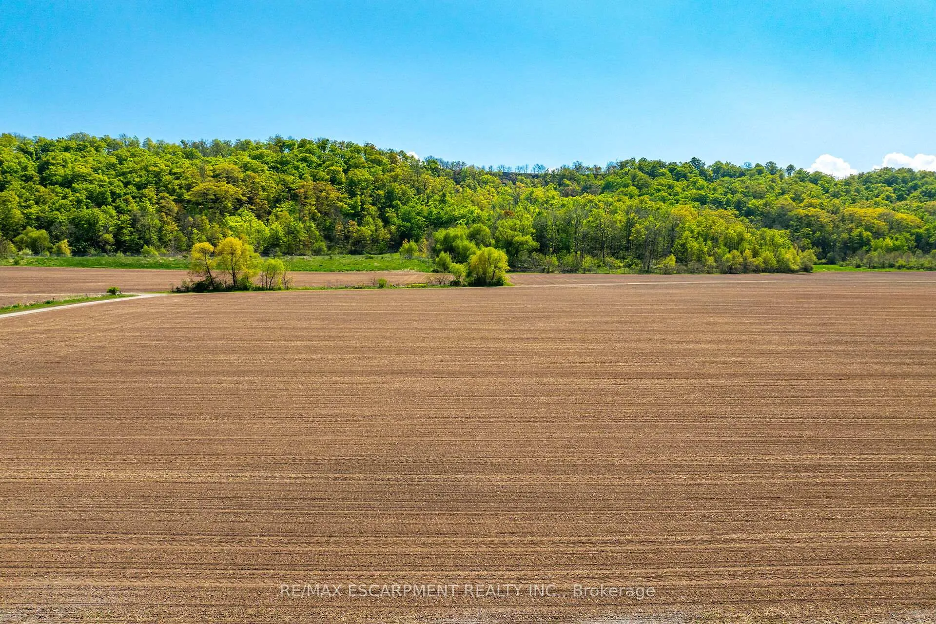 Photo 19 of 181 Glover Road, Hamilton, Stoney Creek — HOMEH