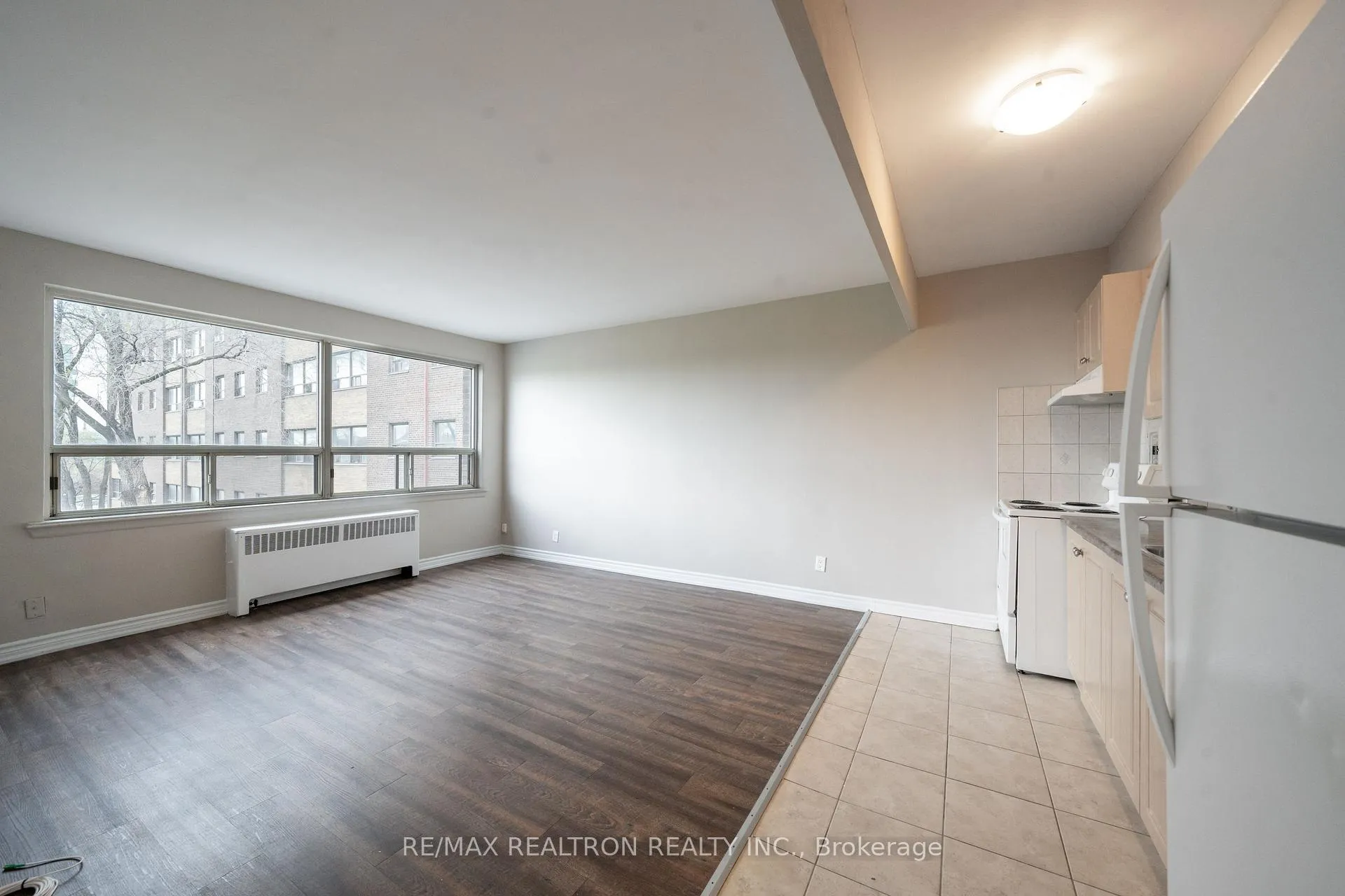 Photo 7 of Unit 723B, 468 Ottawa Street N, Hamilton, Corktown — HOMEH