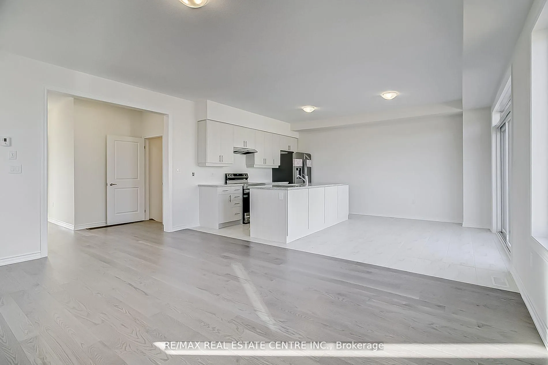 Photo 7 of 22 Heming Street, Brant, Paris — HOMEH