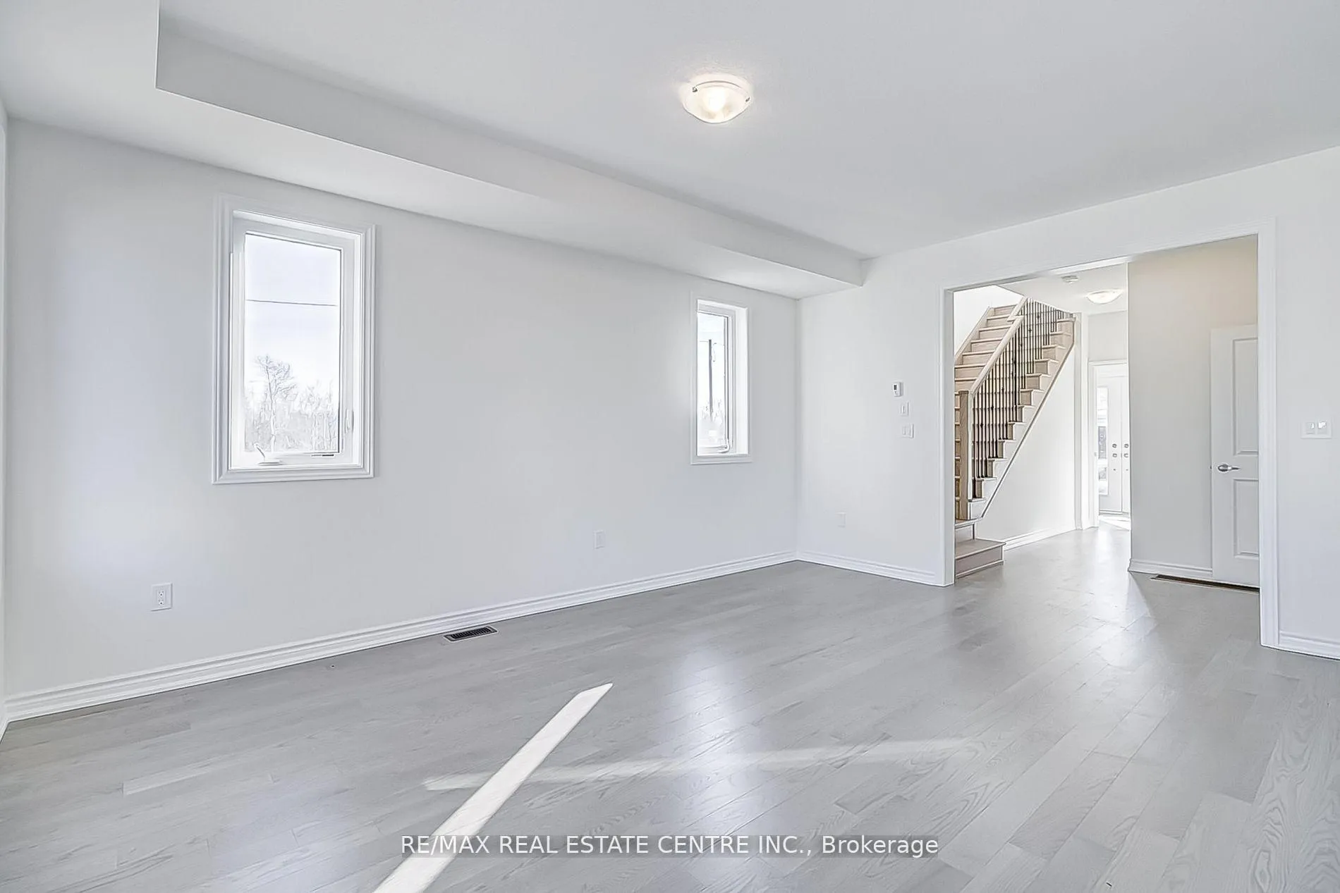 Photo 12 of 22 Heming Street, Brant, Paris — HOMEH