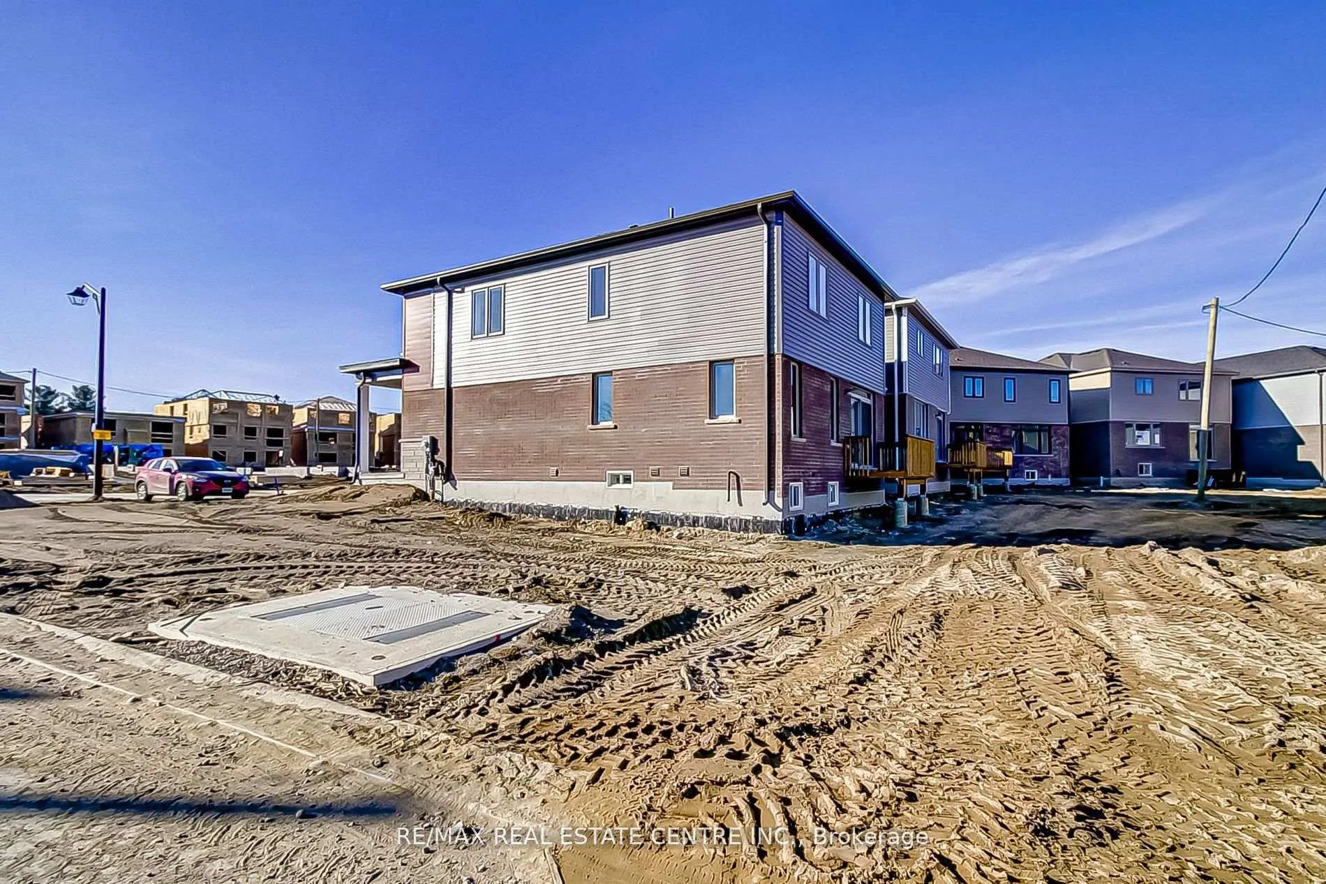 Photo 27 of 22 Heming Street, Brant, Paris — HOMEH