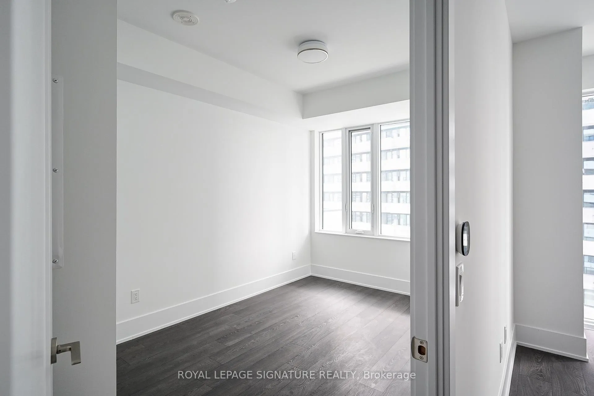 Photo 11 of Unit 1202, 470 Front Street W, Toronto, Waterfront Communities — HOMEH