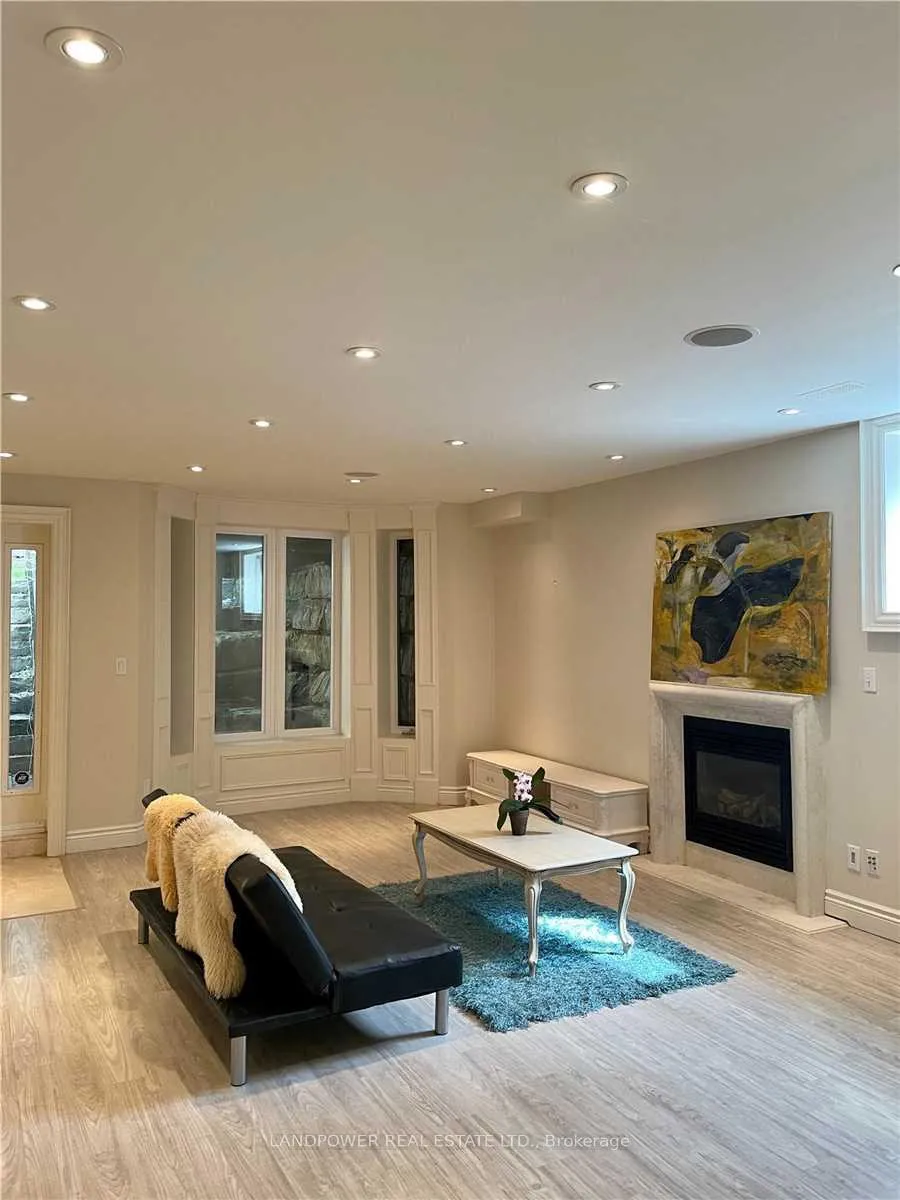 Photo 14 of 356 Fairlawn Avenue, Toronto, Bedford Park-Nortown — HOMEH