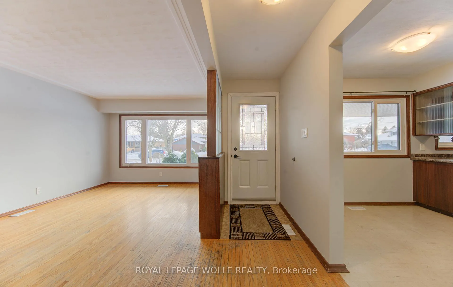 Photo 5 of 50 Fairlawn Road, Kitchener — HOMEH