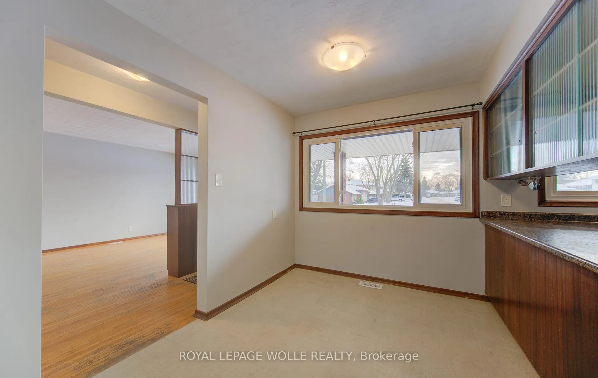 Photo 17 of 50 Fairlawn Road, Kitchener — HOMEH