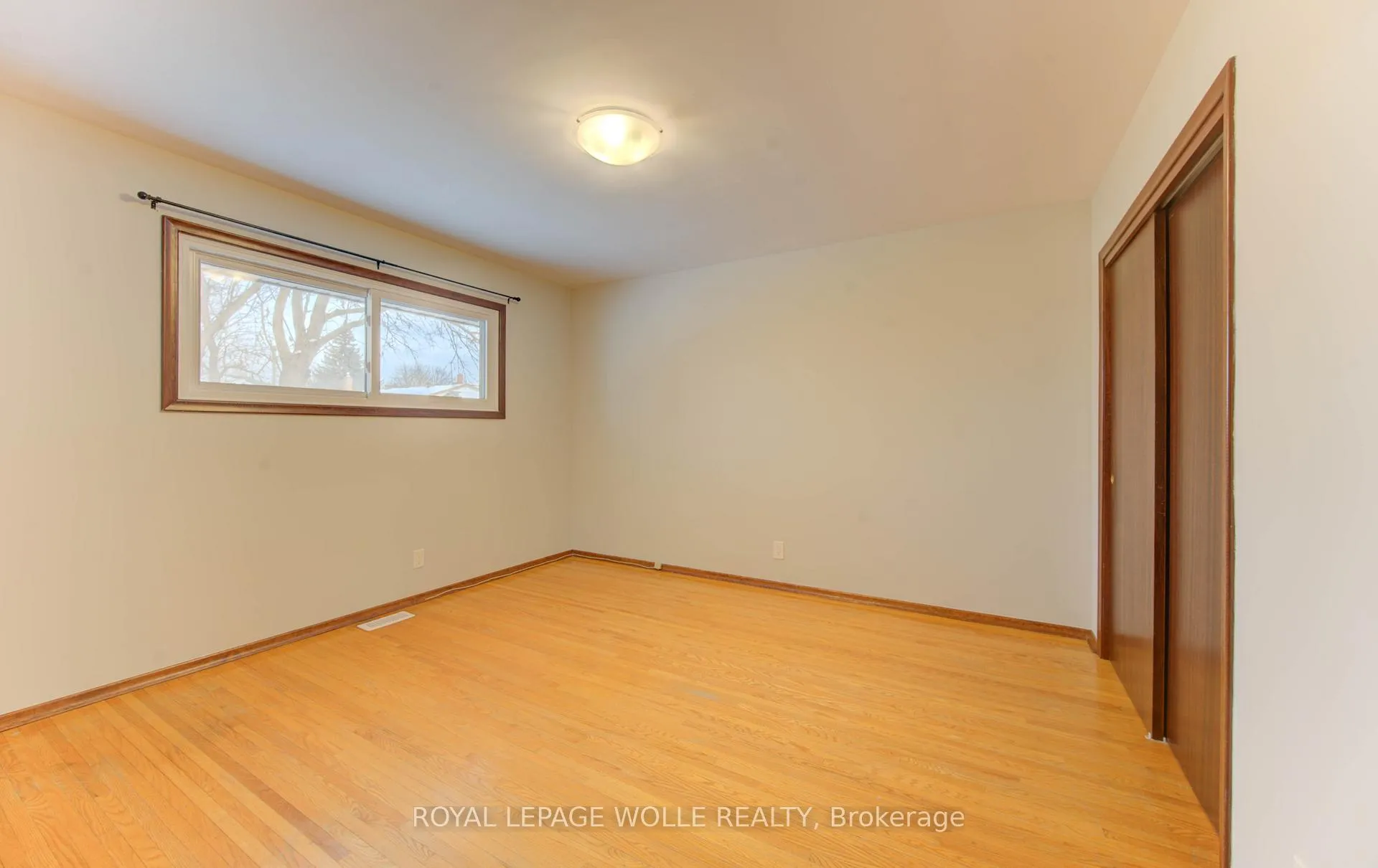 Photo 27 of 50 Fairlawn Road, Kitchener — HOMEH