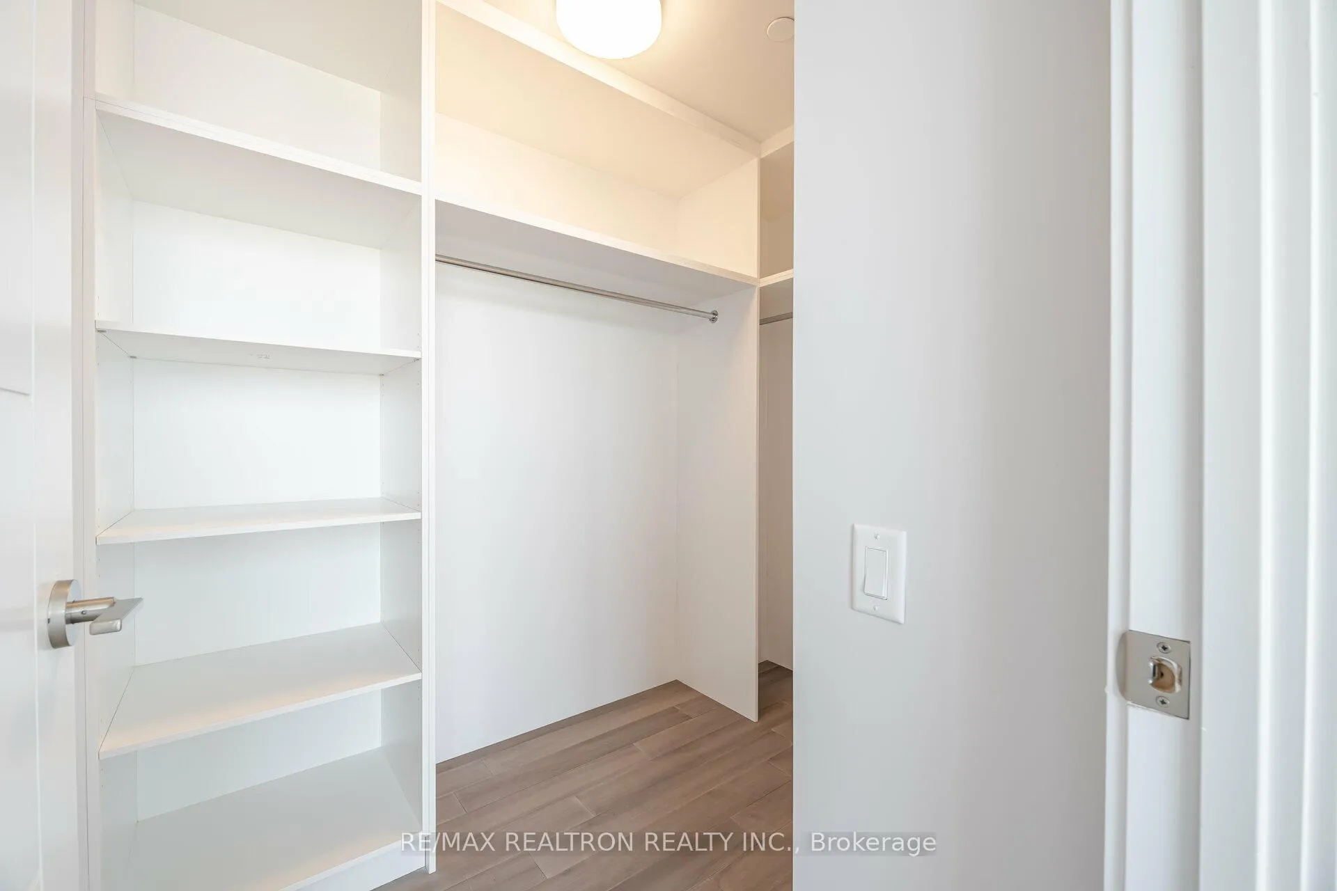 Photo 9 of Unit 1305, 2525 Bathurst Street, Toronto, Forest Hill North — HOMEH