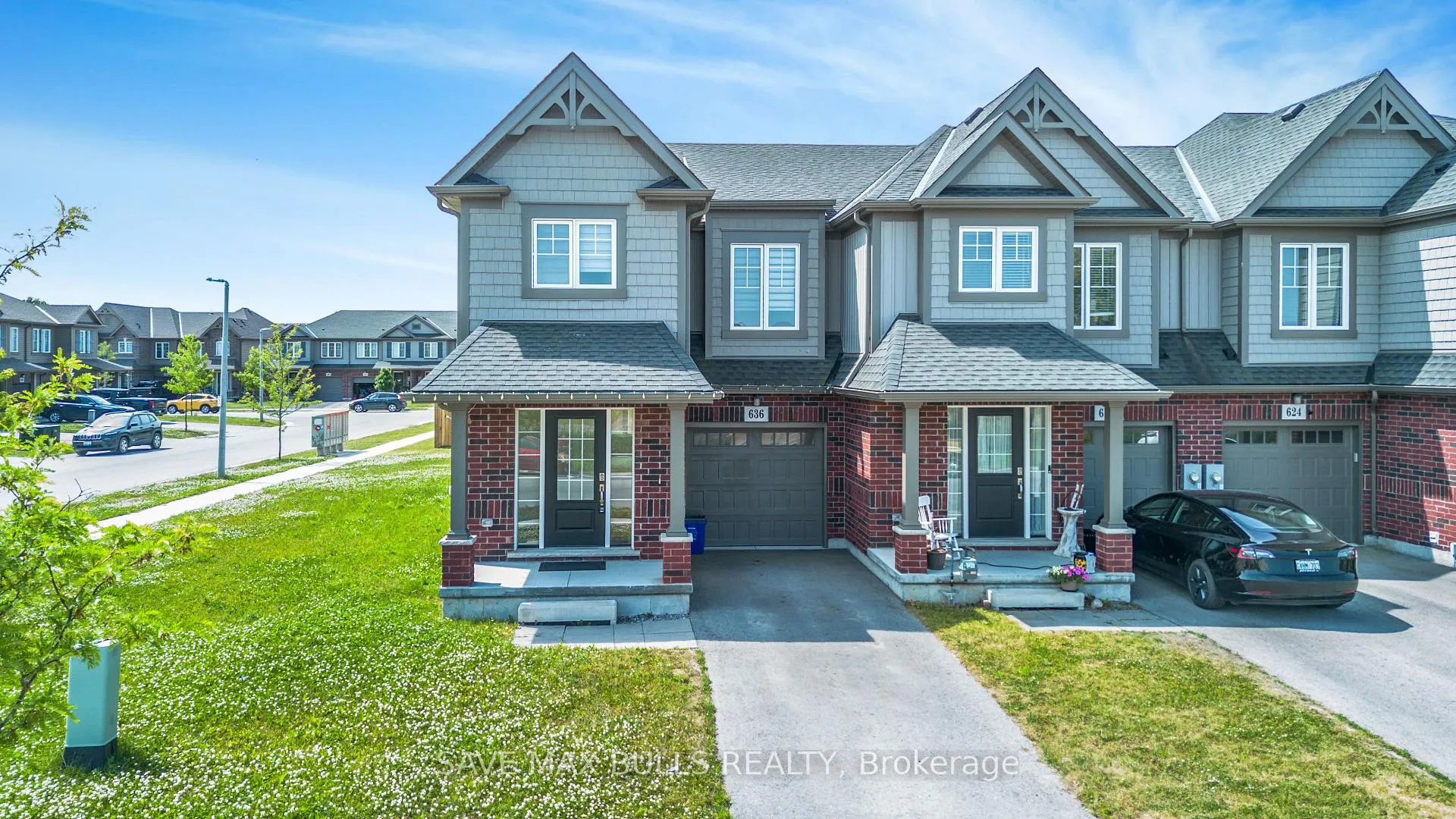 Photo 1 of 636 Julia Drive, Welland, Coyle Creek — HOMEH