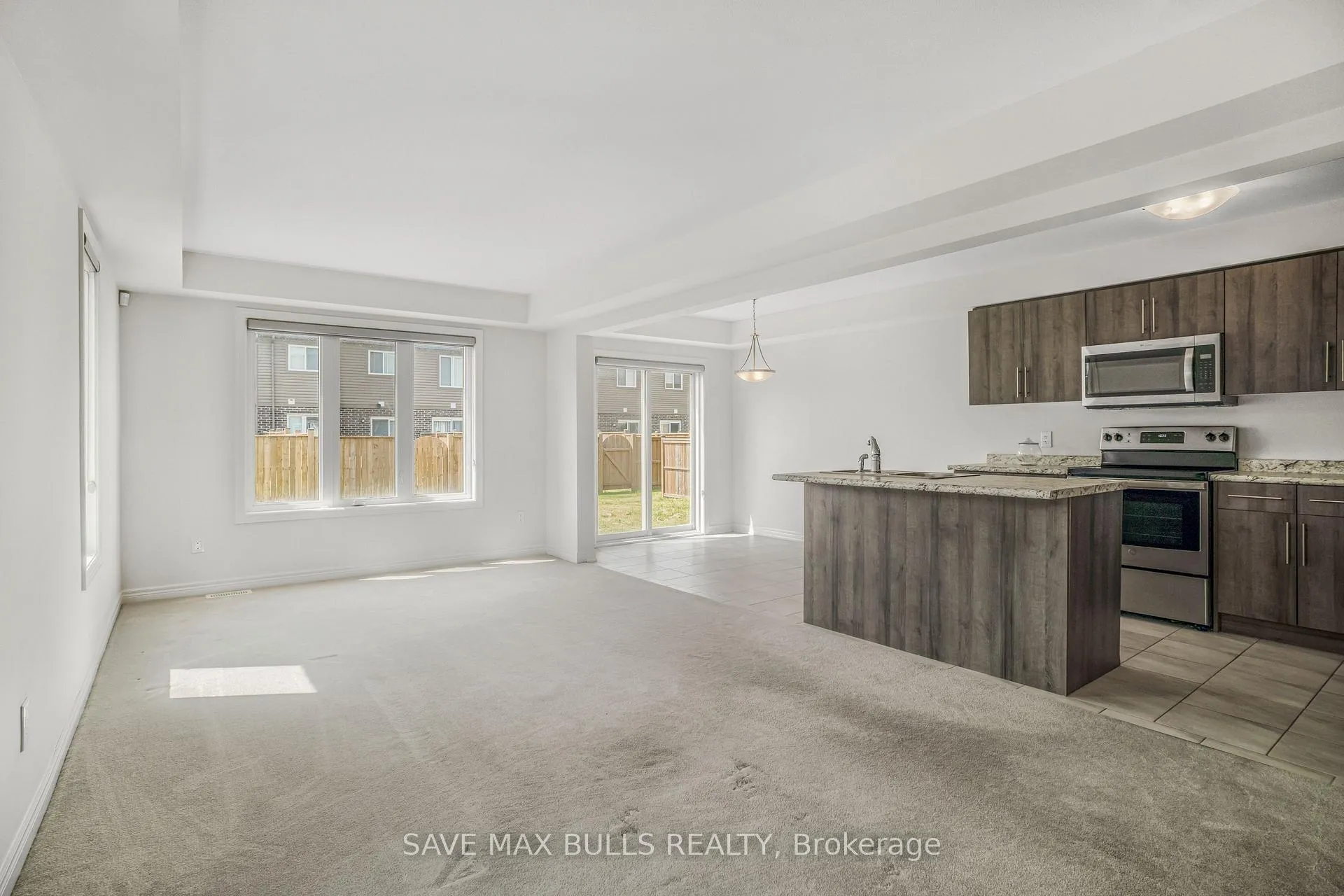 Photo 14 of 636 Julia Drive, Welland, Coyle Creek — HOMEH