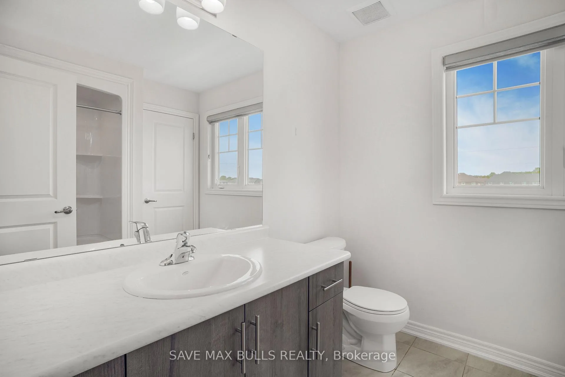 Photo 23 of 636 Julia Drive, Welland, Coyle Creek — HOMEH