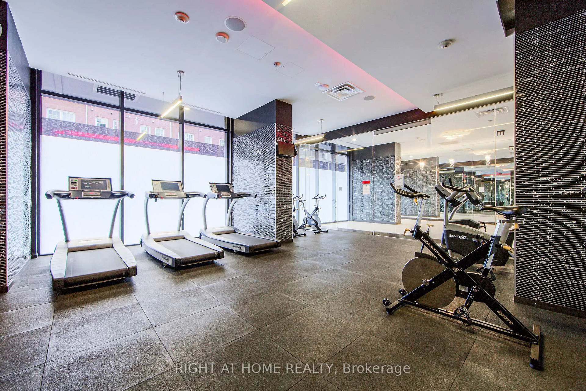 Photo 26 of Unit 426, 560 Front Street W, Toronto, Waterfront Communities — HOMEH