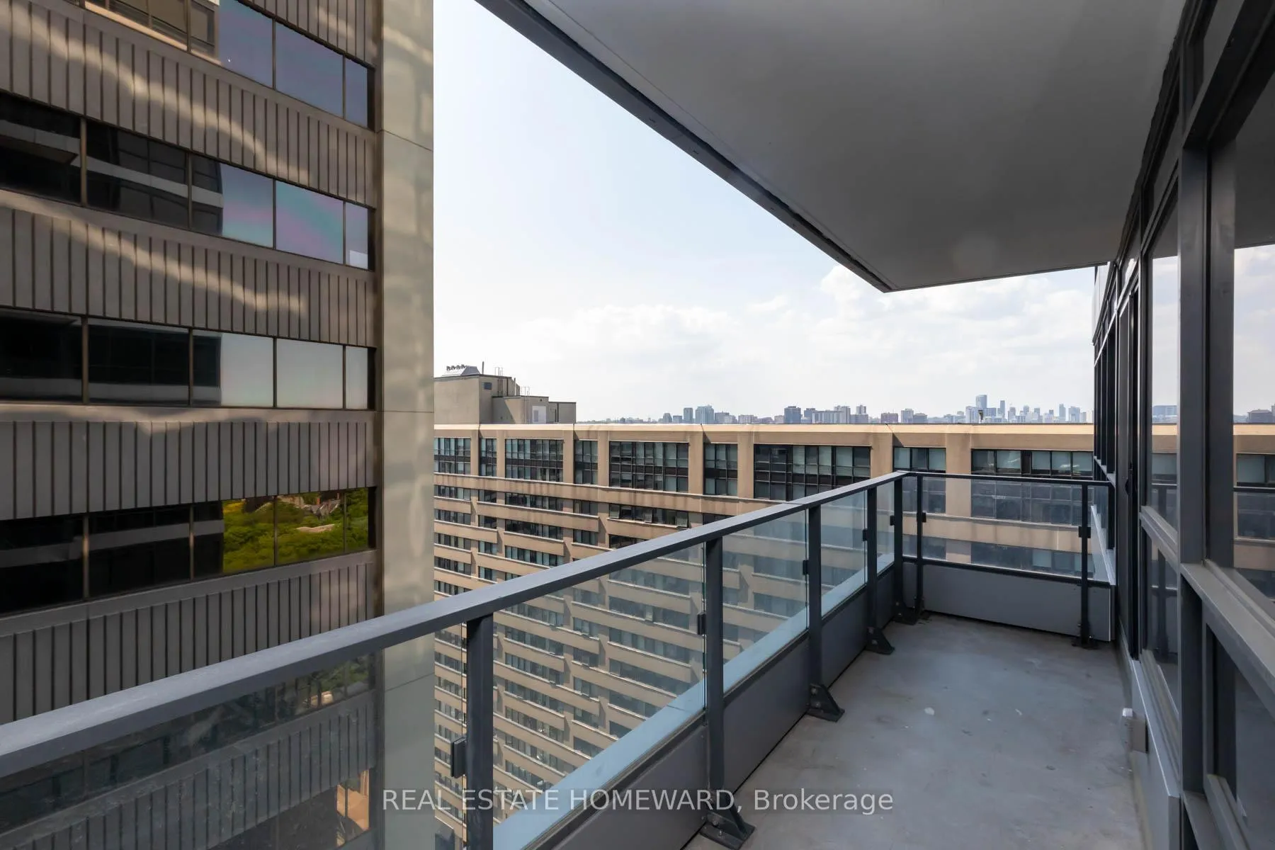 Photo 25 of Unit 1305, 395 Bloor Street E, Toronto, North St. James Town — HOMEH