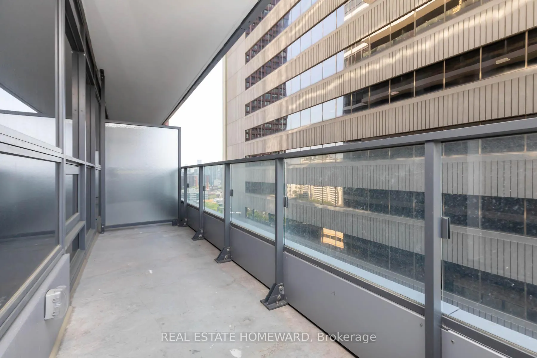 Photo 27 of Unit 1305, 395 Bloor Street E, Toronto, North St. James Town — HOMEH