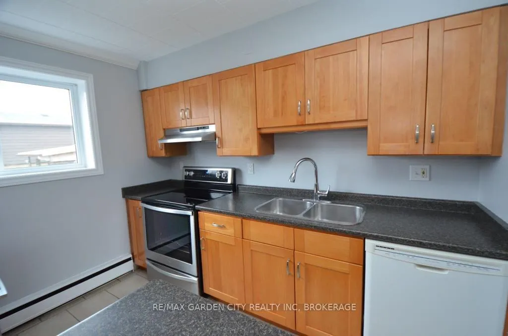 Photo 14 of 30 Cunningham Street, Thorold, Thorold Downtown — HOMEH