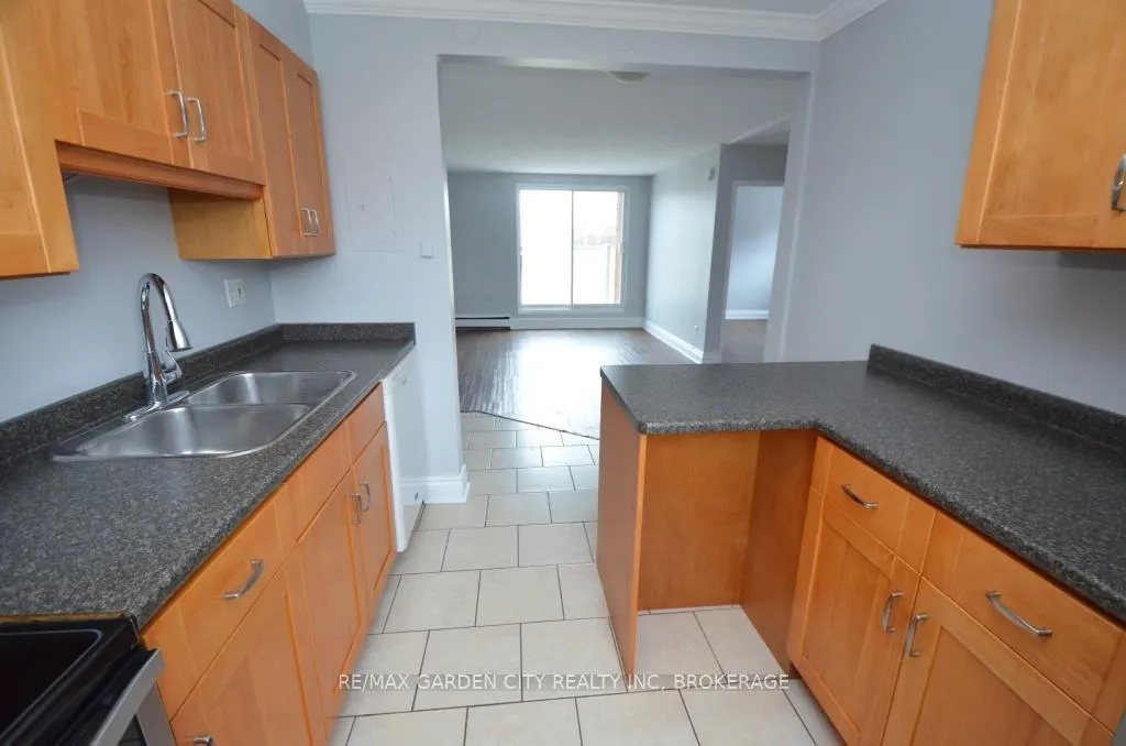 Photo 15 of 30 Cunningham Street, Thorold, Thorold Downtown — HOMEH