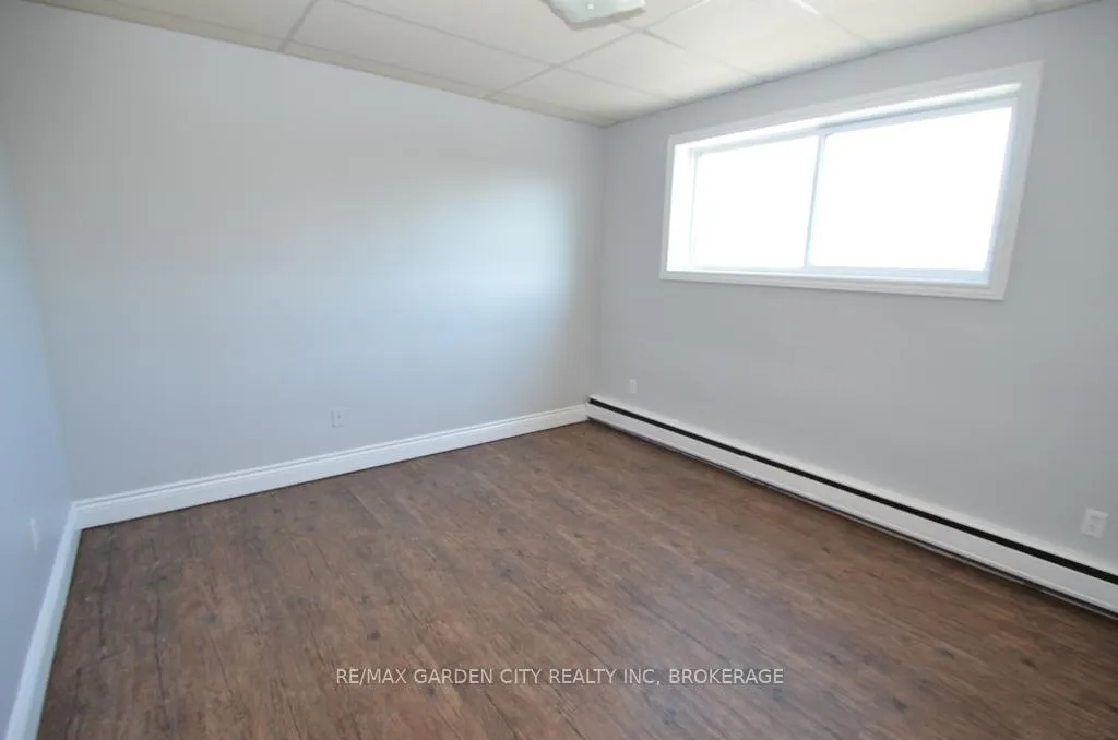 Photo 21 of 30 Cunningham Street, Thorold, Thorold Downtown — HOMEH