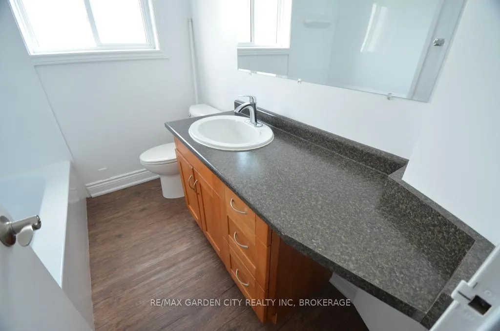 Photo 26 of 30 Cunningham Street, Thorold, Thorold Downtown — HOMEH