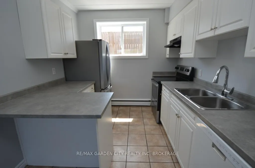 Photo 36 of 30 Cunningham Street, Thorold, Thorold Downtown — HOMEH