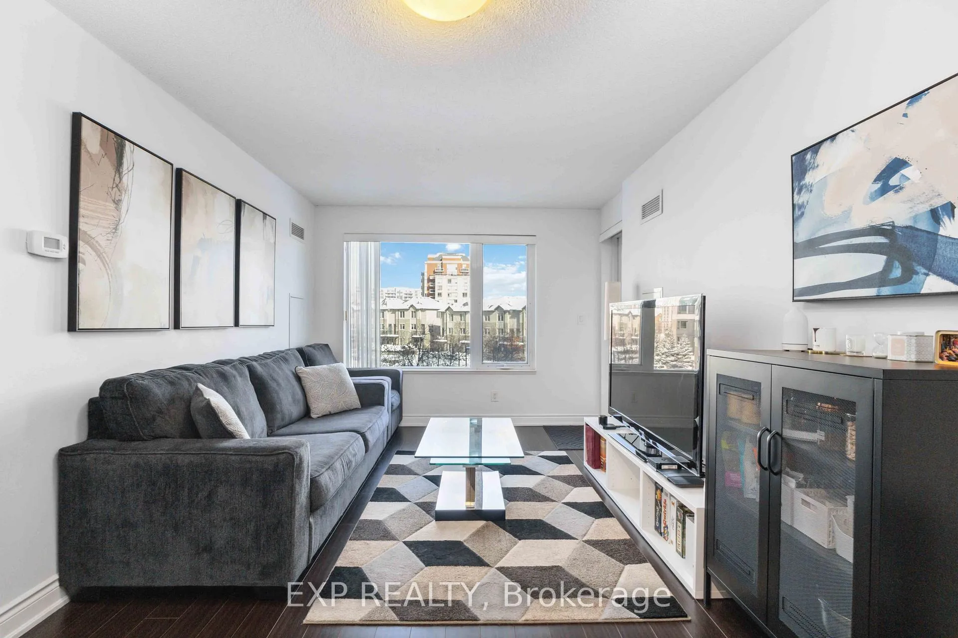 Photo 4 of Unit 317, 273 South Park Road, Markham, Commerce Valley — HOMEH