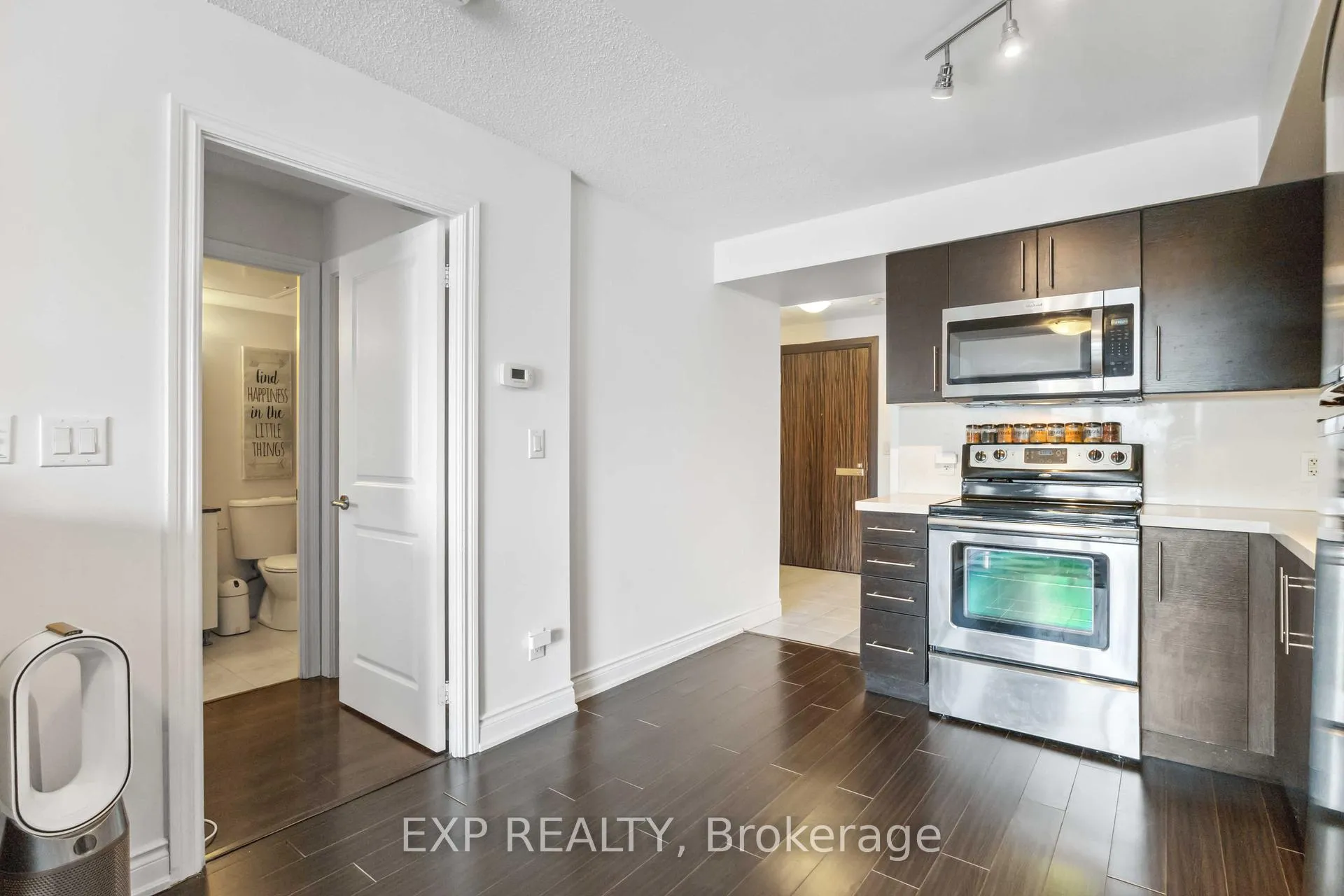 Photo 10 of Unit 317, 273 South Park Road, Markham, Commerce Valley — HOMEH