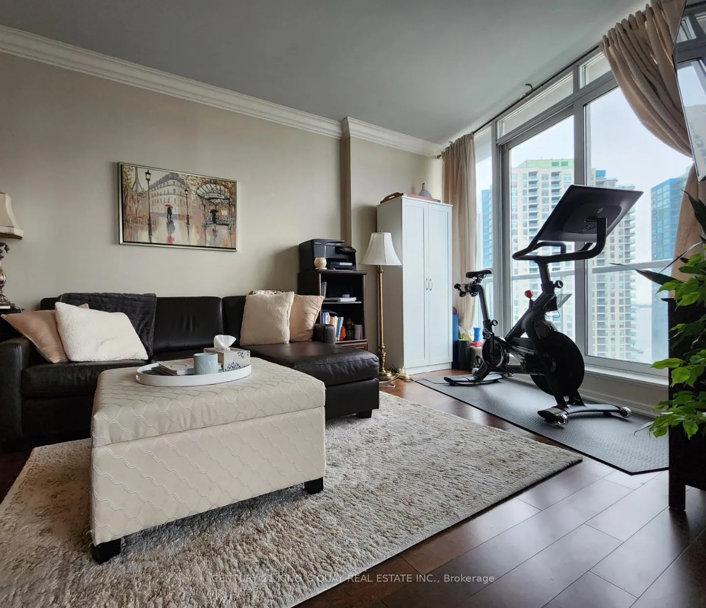 Front of Unit 2205, 208 Queens Quay W