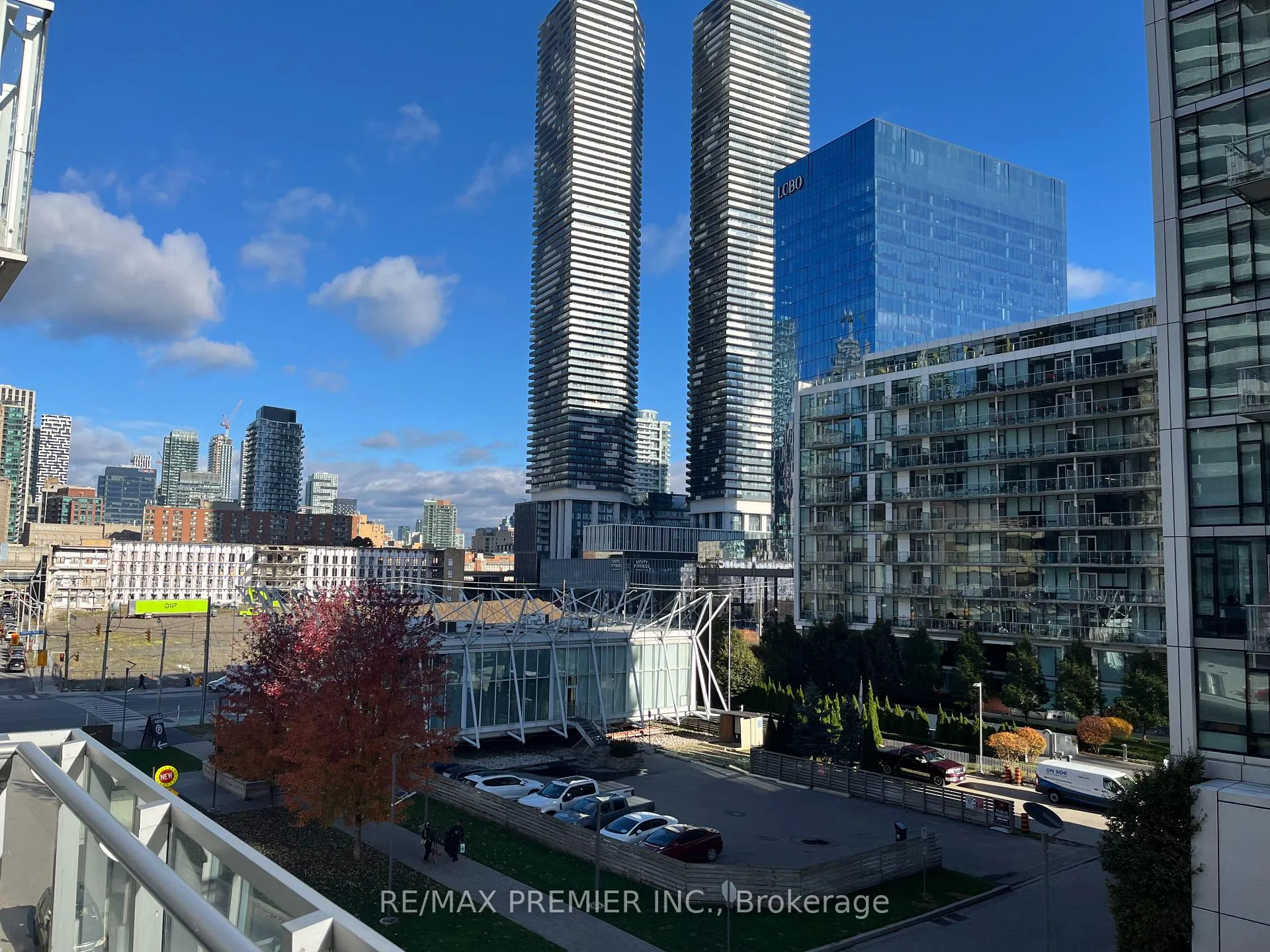 Photo 3 of Unit 421, 29 Queens Quay E, Toronto, Waterfront Communities — HOMEH