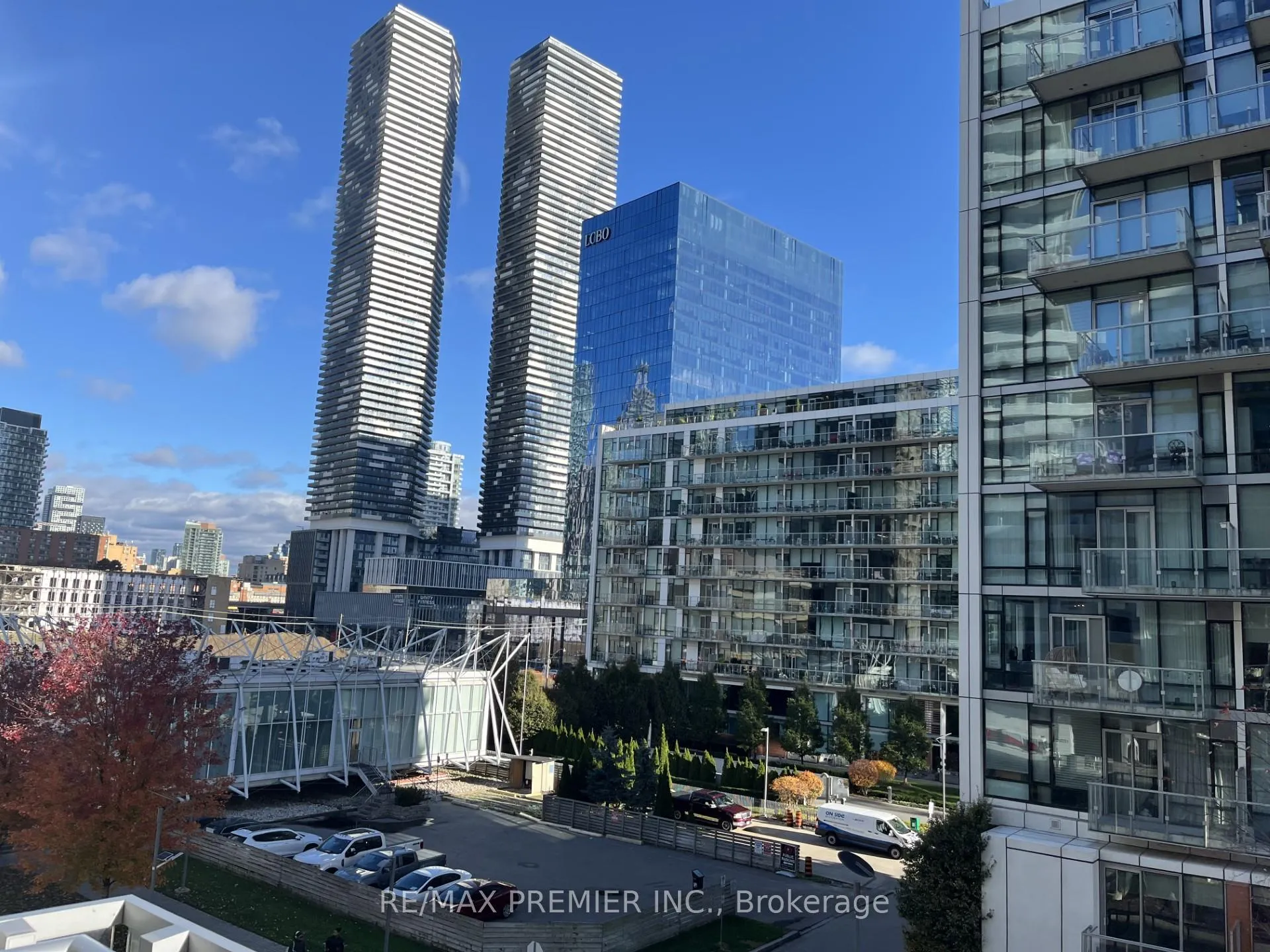 Photo 4 of Unit 421, 29 Queens Quay E, Toronto, Waterfront Communities — HOMEH