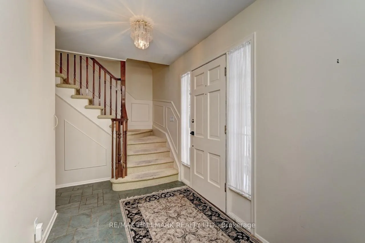 Photo 4 of 54 Ashton Crescent, Waterloo — HOMEH