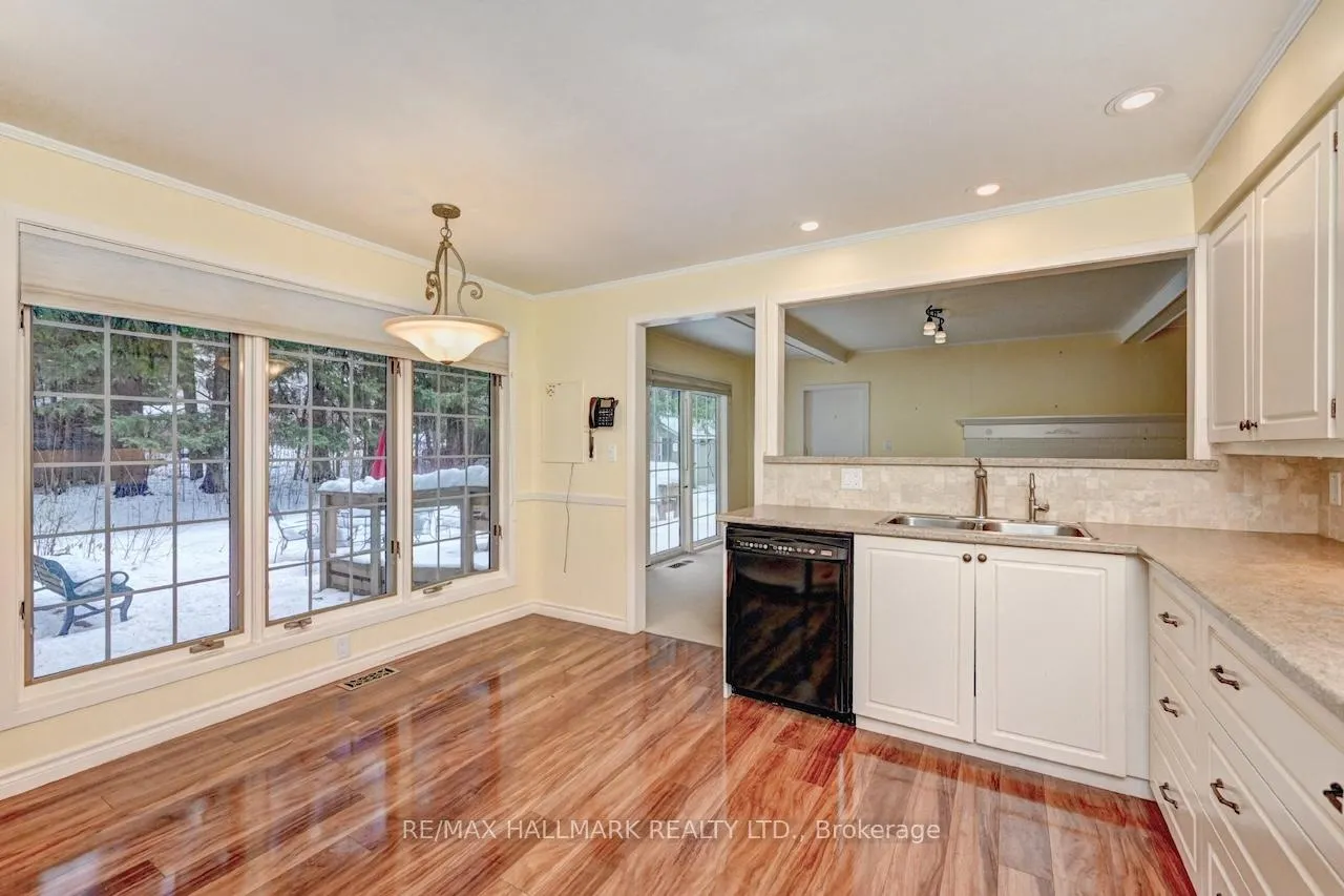 Photo 13 of 54 Ashton Crescent, Waterloo — HOMEH